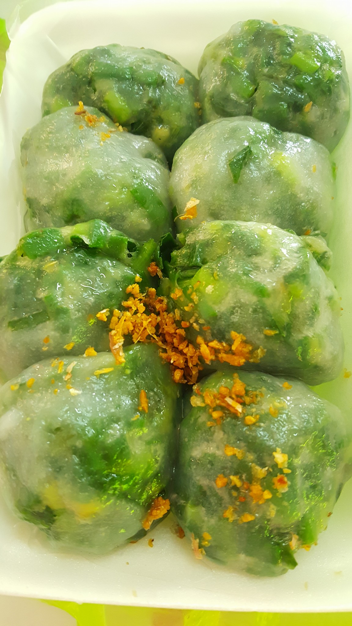 ร้านอาตี๋กุยช่าย, ร้าน ขนมกุยช่าย นายฮี้, กุยช่ายมิสหมวย, กุยช่ายสะพานหัน, ปากร้ายกุ้ยช่ายทอดตอกไข่, ขนมกุยช่ายนายพี, กุยช่ายคุณย่าวิไล, กระเพาะปลาเจ๊เอ็ง, กุยช่ายอาแปะเจ้าเก่า, อาเฟงลี่, ขนมกุ๋ยช่ายเจ๊ต้อย, กุ้ยช่ายคุณแม่, กุยช่ายเจ๊มล, กุยช่ายคุณแอ๋ววังหลัง, ท้องย้อยกุยช่าย, กุยช่ายเจ๊หมวย, เพลินเพลิน กุยช่ายทอดกรอบ