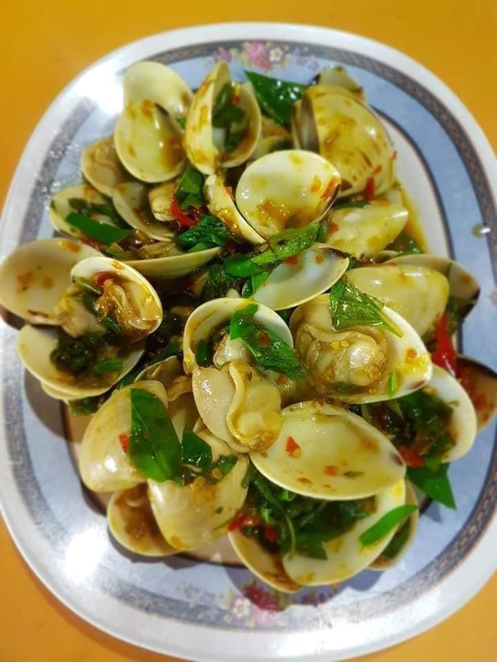 ครัวผักสด, Iconic Club Style, แก้วติ่มซำ, ตำ มึน มึน น., สวนอาหารริเวอร์ไซด์การเด้น, ยายปวด, ลุย, นิวแซ่บสุดซอย, ครัวตาอ้อซีฟู๊ด ชุมพร, ลุงเผล็นกุ้งหลวง, แม่ไม้ซีฟู้ด, ครัวสวนตาจี๊ด, ฟารีดาชาโรตี สาขาชุมพร, ก๋วยเตี๋ยวเนื้อนายดำ, ครัวทุ่งแพะ, บ้านพรรคพวก, ร้านอาหารตะเกียงไทยชุมพร, โกเหลียง, ครัวบ้านริมน้ำ ไร่ล่างซิตี้, พนังตักซีฟู๊ด คาเฟ่&amp;บาร์, ติ่มซำ หอเจี๊ยะ at ชุมพร, ครัวคุณจักษ์