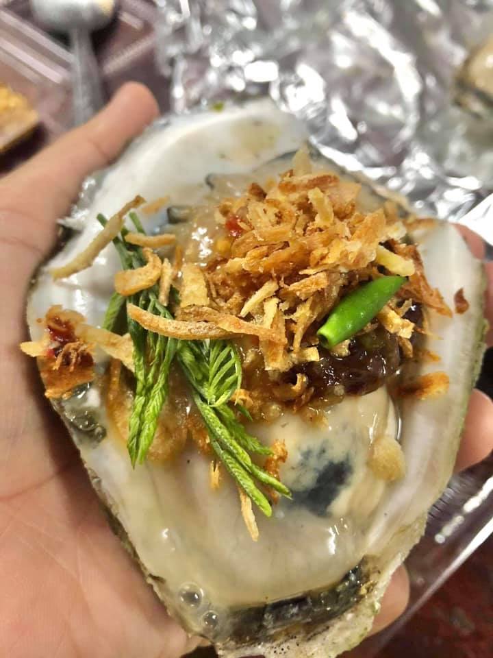 ครัวผักสด, Iconic Club Style, แก้วติ่มซำ, ตำ มึน มึน น., สวนอาหารริเวอร์ไซด์การเด้น, ยายปวด, ลุย, นิวแซ่บสุดซอย, ครัวตาอ้อซีฟู๊ด ชุมพร, ลุงเผล็นกุ้งหลวง, แม่ไม้ซีฟู้ด, ครัวสวนตาจี๊ด, ฟารีดาชาโรตี สาขาชุมพร, ก๋วยเตี๋ยวเนื้อนายดำ, ครัวทุ่งแพะ, บ้านพรรคพวก, ร้านอาหารตะเกียงไทยชุมพร, โกเหลียง, ครัวบ้านริมน้ำ ไร่ล่างซิตี้, พนังตักซีฟู๊ด คาเฟ่&amp;บาร์, ติ่มซำ หอเจี๊ยะ at ชุมพร, ครัวคุณจักษ์