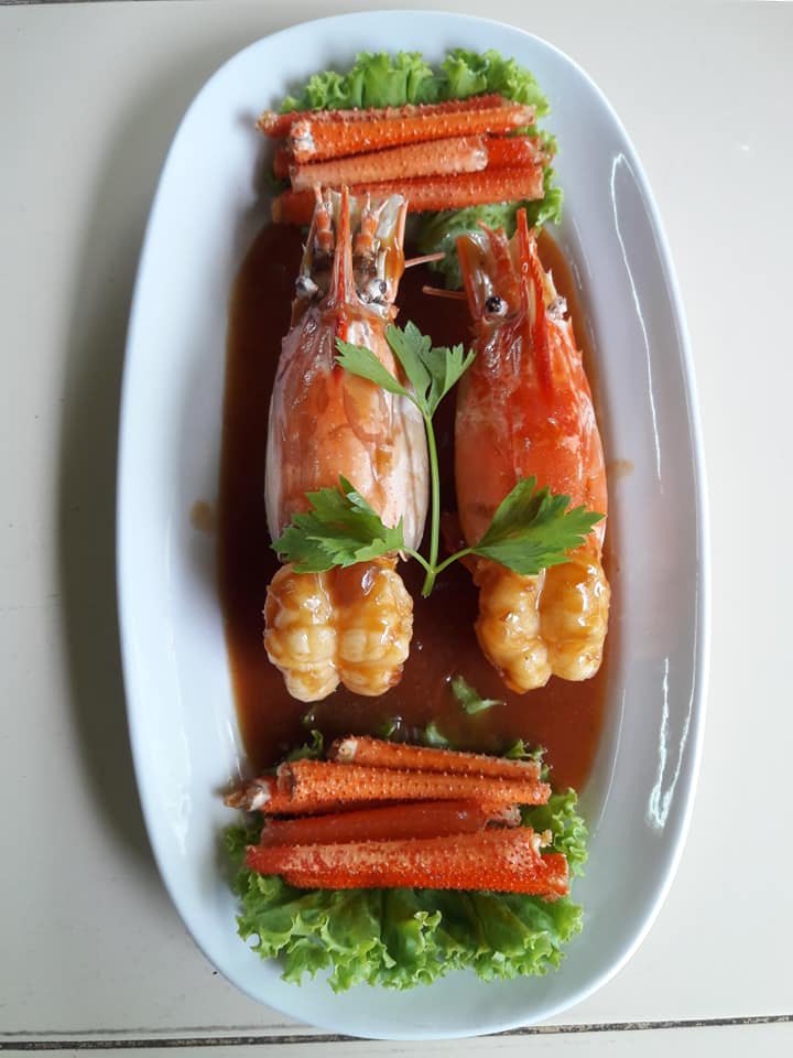 ครัวผักสด, Iconic Club Style, แก้วติ่มซำ, ตำ มึน มึน น., สวนอาหารริเวอร์ไซด์การเด้น, ยายปวด, ลุย, นิวแซ่บสุดซอย, ครัวตาอ้อซีฟู๊ด ชุมพร, ลุงเผล็นกุ้งหลวง, แม่ไม้ซีฟู้ด, ครัวสวนตาจี๊ด, ฟารีดาชาโรตี สาขาชุมพร, ก๋วยเตี๋ยวเนื้อนายดำ, ครัวทุ่งแพะ, บ้านพรรคพวก, ร้านอาหารตะเกียงไทยชุมพร, โกเหลียง, ครัวบ้านริมน้ำ ไร่ล่างซิตี้, พนังตักซีฟู๊ด คาเฟ่&amp;บาร์, ติ่มซำ หอเจี๊ยะ at ชุมพร, ครัวคุณจักษ์