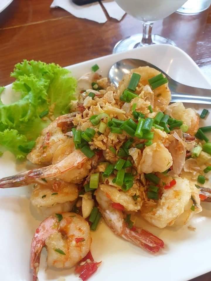 ครัวผักสด, Iconic Club Style, แก้วติ่มซำ, ตำ มึน มึน น., สวนอาหารริเวอร์ไซด์การเด้น, ยายปวด, ลุย, นิวแซ่บสุดซอย, ครัวตาอ้อซีฟู๊ด ชุมพร, ลุงเผล็นกุ้งหลวง, แม่ไม้ซีฟู้ด, ครัวสวนตาจี๊ด, ฟารีดาชาโรตี สาขาชุมพร, ก๋วยเตี๋ยวเนื้อนายดำ, ครัวทุ่งแพะ, บ้านพรรคพวก, ร้านอาหารตะเกียงไทยชุมพร, โกเหลียง, ครัวบ้านริมน้ำ ไร่ล่างซิตี้, พนังตักซีฟู๊ด คาเฟ่&amp;บาร์, ติ่มซำ หอเจี๊ยะ at ชุมพร, ครัวคุณจักษ์