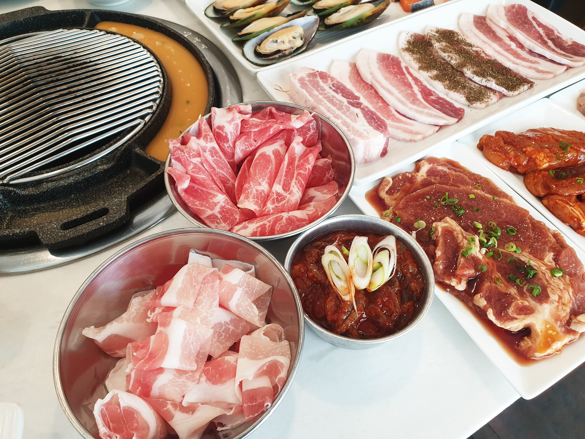Gamsa_aree, Hana Korean BBQ, Yoon's Kitchen, Nene Korean BBQ Buffet, Kim's bbq, Saemaeul Thailand, Drum BBQ, Factory Buffet, GoGi SeKi, Seoul BBQ, Nammaejipthailand, The Tongkeungui, Seoul Garden, Kwang Han Roo, Jeju BBQ 제주 บุฟเฟ่ต์ปิ้งย่างเกาหลี, Palsaik Thailand, Kokinaemsae