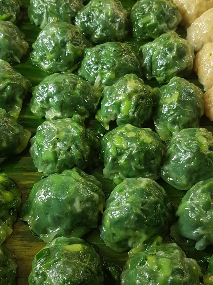 ร้านอาตี๋กุยช่าย, ร้าน ขนมกุยช่าย นายฮี้, กุยช่ายมิสหมวย, กุยช่ายสะพานหัน, ปากร้ายกุ้ยช่ายทอดตอกไข่, ขนมกุยช่ายนายพี, กุยช่ายคุณย่าวิไล, กระเพาะปลาเจ๊เอ็ง, กุยช่ายอาแปะเจ้าเก่า, อาเฟงลี่, ขนมกุ๋ยช่ายเจ๊ต้อย, กุ้ยช่ายคุณแม่, กุยช่ายเจ๊มล, กุยช่ายคุณแอ๋ววังหลัง, ท้องย้อยกุยช่าย, กุยช่ายเจ๊หมวย, เพลินเพลิน กุยช่ายทอดกรอบ