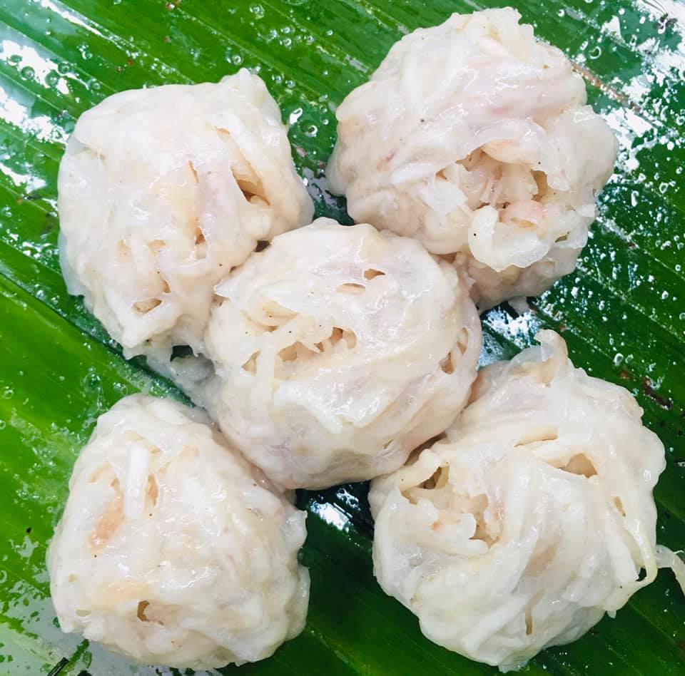 ร้านอาตี๋กุยช่าย, ร้าน ขนมกุยช่าย นายฮี้, กุยช่ายมิสหมวย, กุยช่ายสะพานหัน, ปากร้ายกุ้ยช่ายทอดตอกไข่, ขนมกุยช่ายนายพี, กุยช่ายคุณย่าวิไล, กระเพาะปลาเจ๊เอ็ง, กุยช่ายอาแปะเจ้าเก่า, อาเฟงลี่, ขนมกุ๋ยช่ายเจ๊ต้อย, กุ้ยช่ายคุณแม่, กุยช่ายเจ๊มล, กุยช่ายคุณแอ๋ววังหลัง, ท้องย้อยกุยช่าย, กุยช่ายเจ๊หมวย, เพลินเพลิน กุยช่ายทอดกรอบ