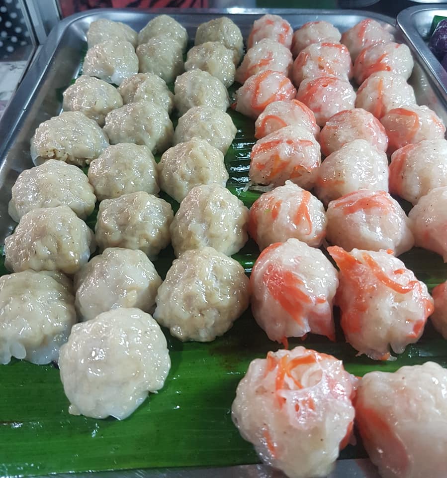 ร้านอาตี๋กุยช่าย, ร้าน ขนมกุยช่าย นายฮี้, กุยช่ายมิสหมวย, กุยช่ายสะพานหัน, ปากร้ายกุ้ยช่ายทอดตอกไข่, ขนมกุยช่ายนายพี, กุยช่ายคุณย่าวิไล, กระเพาะปลาเจ๊เอ็ง, กุยช่ายอาแปะเจ้าเก่า, อาเฟงลี่, ขนมกุ๋ยช่ายเจ๊ต้อย, กุ้ยช่ายคุณแม่, กุยช่ายเจ๊มล, กุยช่ายคุณแอ๋ววังหลัง, ท้องย้อยกุยช่าย, กุยช่ายเจ๊หมวย, เพลินเพลิน กุยช่ายทอดกรอบ