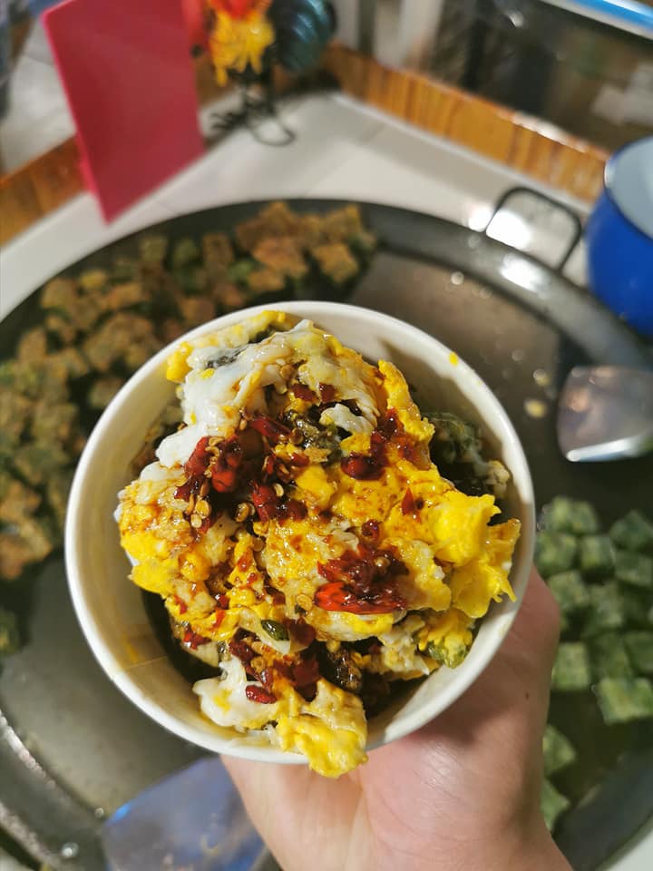 ร้านอาตี๋กุยช่าย, ร้าน ขนมกุยช่าย นายฮี้, กุยช่ายมิสหมวย, กุยช่ายสะพานหัน, ปากร้ายกุ้ยช่ายทอดตอกไข่, ขนมกุยช่ายนายพี, กุยช่ายคุณย่าวิไล, กระเพาะปลาเจ๊เอ็ง, กุยช่ายอาแปะเจ้าเก่า, อาเฟงลี่, ขนมกุ๋ยช่ายเจ๊ต้อย, กุ้ยช่ายคุณแม่, กุยช่ายเจ๊มล, กุยช่ายคุณแอ๋ววังหลัง, ท้องย้อยกุยช่าย, กุยช่ายเจ๊หมวย, เพลินเพลิน กุยช่ายทอดกรอบ