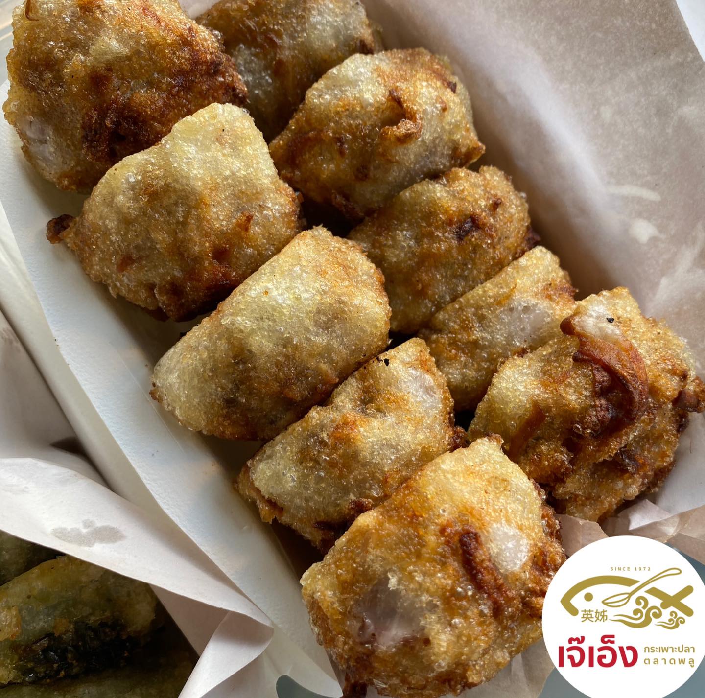 ร้านอาตี๋กุยช่าย, ร้าน ขนมกุยช่าย นายฮี้, กุยช่ายมิสหมวย, กุยช่ายสะพานหัน, ปากร้ายกุ้ยช่ายทอดตอกไข่, ขนมกุยช่ายนายพี, กุยช่ายคุณย่าวิไล, กระเพาะปลาเจ๊เอ็ง, กุยช่ายอาแปะเจ้าเก่า, อาเฟงลี่, ขนมกุ๋ยช่ายเจ๊ต้อย, กุ้ยช่ายคุณแม่, กุยช่ายเจ๊มล, กุยช่ายคุณแอ๋ววังหลัง, ท้องย้อยกุยช่าย, กุยช่ายเจ๊หมวย, เพลินเพลิน กุยช่ายทอดกรอบ