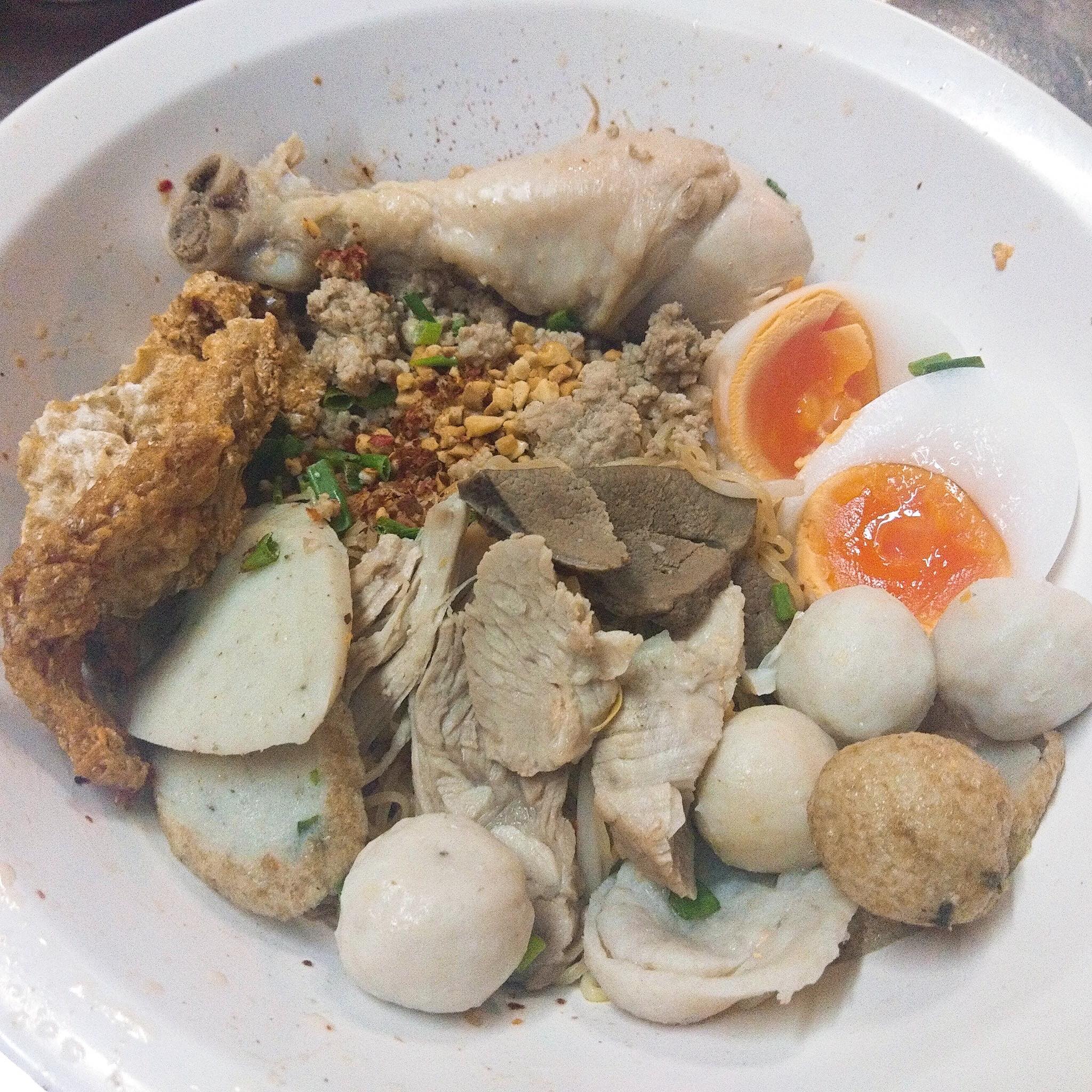 ก๋วยเตี๋ยวเกี๊ยว นายกุลรสนัว, เฮียไช้ ก๋วยเตี๋ยวต้มยำหมูบะช่อ, นัวโภชนา, Maekunkha, ก๋วยเตี๋ยวหมูป้าน้อยดินแดง แฟลต ช.3, ลุงเอสเตี๋ยวหมูต้มยำ, ก๋วยเตี๋ยวต้มยำหมูบะช่อ มาม่าหม้อไฟ เฮียจู๋-ลาดพร้าว71, ก๋วยเตี๋ยวตรอกโรงหมู, ก๋วยเตี๋ยวเอี่ยมน้อย, เจริญเส้น 查龙森, ทีเด็ด ก๋วยเตี๋ยวต้มยำหมูเด้งโบราณ, เป็นหนึ่ง ก๋วยเตี๋ยวต้มยำ เย็นตาโฟ, เล็กใหญ่ ก๋วยเตี๋ยวต้มยำโบราณ, แม่แสตมป์ก๋วยเตี๋ยวต้มยำหมูสับโบราณ, เปลว ก๋วยเตี๋ยวต้มยำ, ก๋วยเตี๋ยวต้มยำกากหมูสูตรโบราณ คลองเตย, ก๋วยเตี๋ยวต้มยำโบราณพ่อสนิท, เตี๋ยวตือ, 2พี่น้อง ก๋วยเตี๋ยวต้มยำ, พะเยาว์ก๋วยเตี๋ยวโบราณ, บ้านบุญรักษาก๋วยเตี๋ยวต้มยำโบราณ, ก๋วยเตี๋ยวต้มยำพันรี, ลุงเอ๋ก๋วยเตี๋ยวต้มยำโบราณ by plerm cup, เจ้าเจ็ด รวมโชค, ปรารีย์ ก๋วยเตี๋ยวต้มยำชามหมูเด้ง, ครัวเส้นแกงร้อน ก๋วยเตี๋ยวต้มยำ&อาหารตามสั่ง, ก๋วยเตี๋ยวหมูต้มยำมะนาวเจ็กพวง, เฮียบิ๊กห้าหม้อ