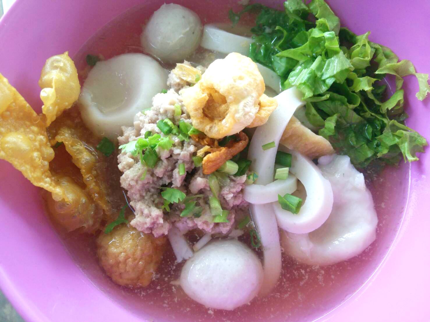 ก๋วยเตี๋ยวเกี๊ยว นายกุลรสนัว, เฮียไช้ ก๋วยเตี๋ยวต้มยำหมูบะช่อ, นัวโภชนา, Maekunkha, ก๋วยเตี๋ยวหมูป้าน้อยดินแดง แฟลต ช.3, ลุงเอสเตี๋ยวหมูต้มยำ, ก๋วยเตี๋ยวต้มยำหมูบะช่อ มาม่าหม้อไฟ เฮียจู๋-ลาดพร้าว71, ก๋วยเตี๋ยวตรอกโรงหมู, ก๋วยเตี๋ยวเอี่ยมน้อย, เจริญเส้น 查龙森, ทีเด็ด ก๋วยเตี๋ยวต้มยำหมูเด้งโบราณ, เป็นหนึ่ง ก๋วยเตี๋ยวต้มยำ เย็นตาโฟ, เล็กใหญ่ ก๋วยเตี๋ยวต้มยำโบราณ, แม่แสตมป์ก๋วยเตี๋ยวต้มยำหมูสับโบราณ, เปลว ก๋วยเตี๋ยวต้มยำ, ก๋วยเตี๋ยวต้มยำกากหมูสูตรโบราณ คลองเตย, ก๋วยเตี๋ยวต้มยำโบราณพ่อสนิท, เตี๋ยวตือ, 2พี่น้อง ก๋วยเตี๋ยวต้มยำ, พะเยาว์ก๋วยเตี๋ยวโบราณ, บ้านบุญรักษาก๋วยเตี๋ยวต้มยำโบราณ, ก๋วยเตี๋ยวต้มยำพันรี, ลุงเอ๋ก๋วยเตี๋ยวต้มยำโบราณ by plerm cup, เจ้าเจ็ด รวมโชค, ปรารีย์ ก๋วยเตี๋ยวต้มยำชามหมูเด้ง, ครัวเส้นแกงร้อน ก๋วยเตี๋ยวต้มยำ&อาหารตามสั่ง, ก๋วยเตี๋ยวหมูต้มยำมะนาวเจ็กพวง, เฮียบิ๊กห้าหม้อ