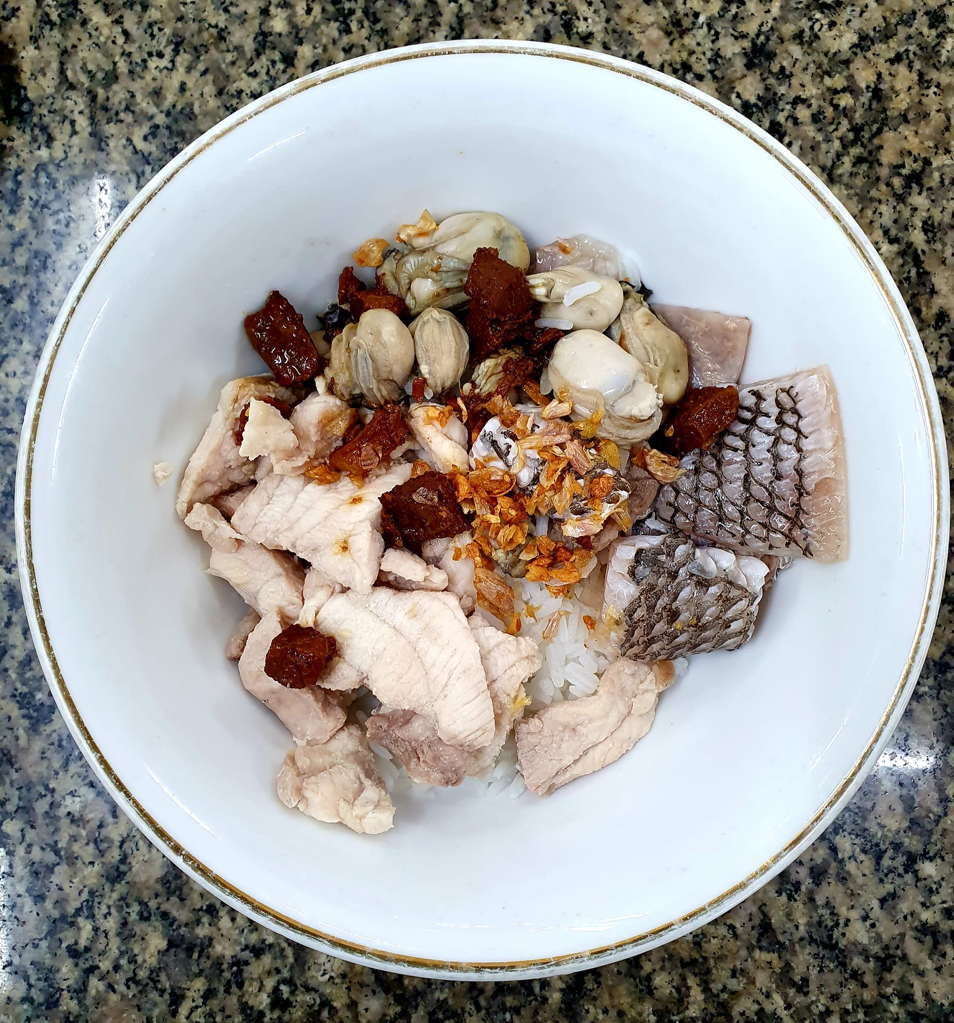 อองตอง ข้าวซอย, ครัวลุงแฉ่ว, Thien Duong, เจ๊โอว, บ้านต้นไทร, ข้าวต้มปลา (กิมโป้), Mezzaluna Restaurant, ครัวอัปษร, ศรีตราด, แม่กลองหัวปลาหม้อไฟ ปูไข่นึ่งนม, Tonkin - Annam, Baan Phadthai, ฉ่อยเป็ดย่าง, ผัดไทยไฟทะลุ, แสนยอด, ครัวลุงลอยป่าลั่น, ลิ้มเหล่าโหงว, สาขาเยาวราช, ภัตตาคารจ๊ากกี่, Lay lao, Punjab Grill Bangkok, ส้มตำคุณกัญจณ์