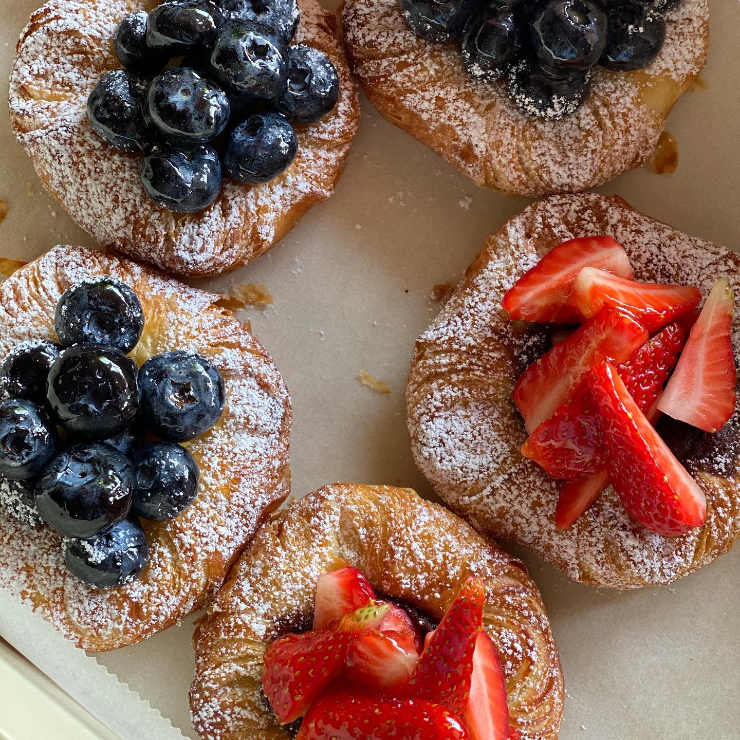 NAYA Cafe, Krasai.cafe, Sanoh at Ayutthaya, ชีวาคาเฟ่, FENG, Tewa Cafe Ayutthaya, Homeboy, PRANG VIEW, Peko Peko Cafe - ペ コ ペ コ, A Lovely Table, Busaba Cafe &amp; Meal, WIWA House Cafe', The Summer House, Phoyard, Cafe' de Zia, Café Kantary Ayutthaya, บ้านข้าวหนม, Basic Space Coffee, Cafe'Trifecta, ในคลองคาเฟ่, ไม้ขาวคาเฟ่ ayutthaya, ชงนวล'Cafe