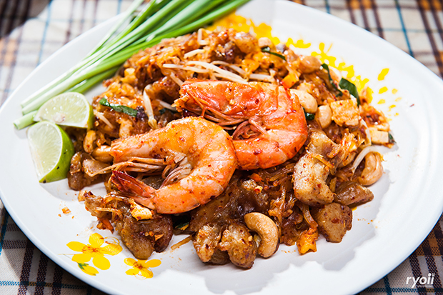 บ้านใหญ่ผัดไทยเตาถ่าน, ผัดไทยคุณยาย เสนาวิลล่า, ซอย7 แฮปปี้แลนด์, ผัดไทยหน้าช่องฯ, ผัดไทยายแถม ถนนวิสุทธิกษัตริย์, ทิพย์สมัย ผัดไทยประตูผี, ลุงภา ผัดไทย เจ้าเก่า, ผัดไทยเสวย ลาดพร้าว71, ประทุมทิพย์ผัดไทย, ผัดไทยวังหิน Showปัง, พรพิมลผัดไทย หอยทอด ราดซอสมันกุ้งรัชดา3แยก8 , เฮงหอยทอดชาวเล, ผัดไทยไฟทะลุ, ผัดไท นรกแตก, ผัดไทยรสเด็ดวงเวียนใหญ่ ไม่ใส่ผงชูรส, สอบถามเพิ่มเติม โทร. 02 438 8388, ผัดไทเทเวศร์ 359