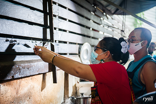 บ้านใหญ่ผัดไทยเตาถ่าน, ผัดไทยคุณยาย เสนาวิลล่า, ซอย7 แฮปปี้แลนด์, ผัดไทยหน้าช่องฯ, ผัดไทยายแถม ถนนวิสุทธิกษัตริย์, ทิพย์สมัย ผัดไทยประตูผี, ลุงภา ผัดไทย เจ้าเก่า, ผัดไทยเสวย ลาดพร้าว71, ประทุมทิพย์ผัดไทย, ผัดไทยวังหิน Showปัง, พรพิมลผัดไทย หอยทอด ราดซอสมันกุ้งรัชดา3แยก8 , เฮงหอยทอดชาวเล, ผัดไทยไฟทะลุ, ผัดไท นรกแตก, ผัดไทยรสเด็ดวงเวียนใหญ่ ไม่ใส่ผงชูรส, สอบถามเพิ่มเติม โทร. 02 438 8388, ผัดไทเทเวศร์ 359