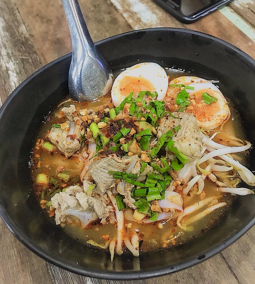 ก๋วยเตี๋ยวต้มยำเจ้ดำ200ปี, ก๋วยเตี๋ยวต้มยำนายฮัน, ปากแดงก๋วยเตี๋ยวต้มยำ, บ้านก๋วยเตี๋ยวต้มยำหมูเด้ง ลาดพร้าว101, ก๋วยเตี๋ยวต้มยำไข่ลาวา, ก๋วยเตี๋ยวต้มยำกากหมู สูตรโบราณ ท่าน้ำนนท์, เด็กเส้น, พี่อ้อ ก๋วยเตี๋ยวต้มยำกุ้ง