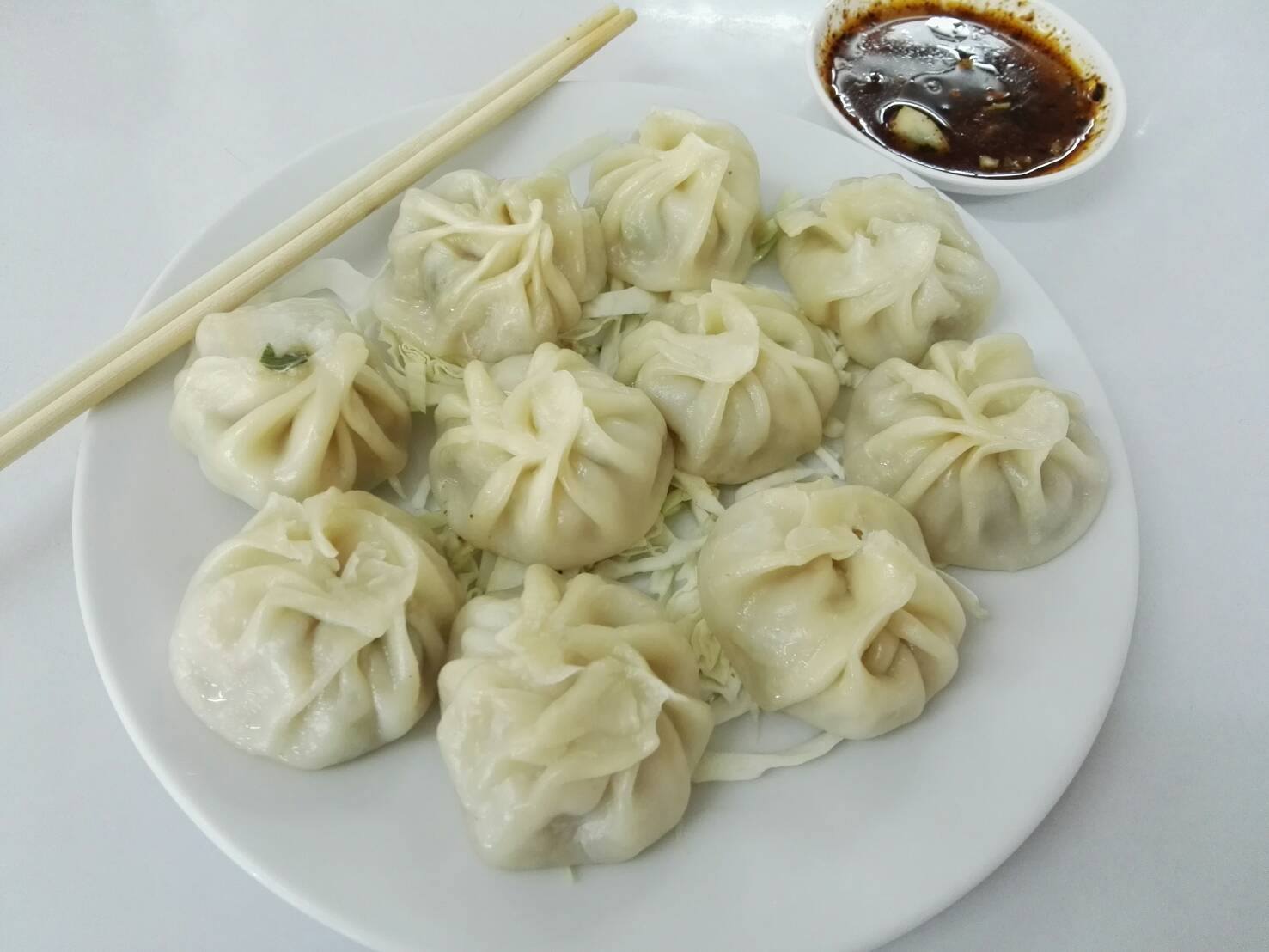 โย่งราดหน้าหมูอึ๋ม, ร้านก๋วยเตี๋ยวเจ้โหงว - ซอยเจริญสุข คลองเตย, ร้านอาหารชวนโภชนา ข้าวต้มโต้รุ่ง, ร้านอาหารหลงจู เกี๊ยวเมืองจีน, Vietnamese and More