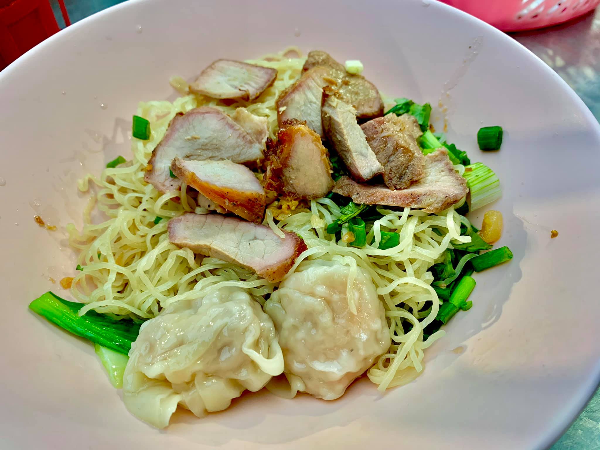 โย่งราดหน้าหมูอึ๋ม, ร้านก๋วยเตี๋ยวเจ้โหงว - ซอยเจริญสุข คลองเตย, ร้านอาหารชวนโภชนา ข้าวต้มโต้รุ่ง, ร้านอาหารหลงจู เกี๊ยวเมืองจีน, Vietnamese and More