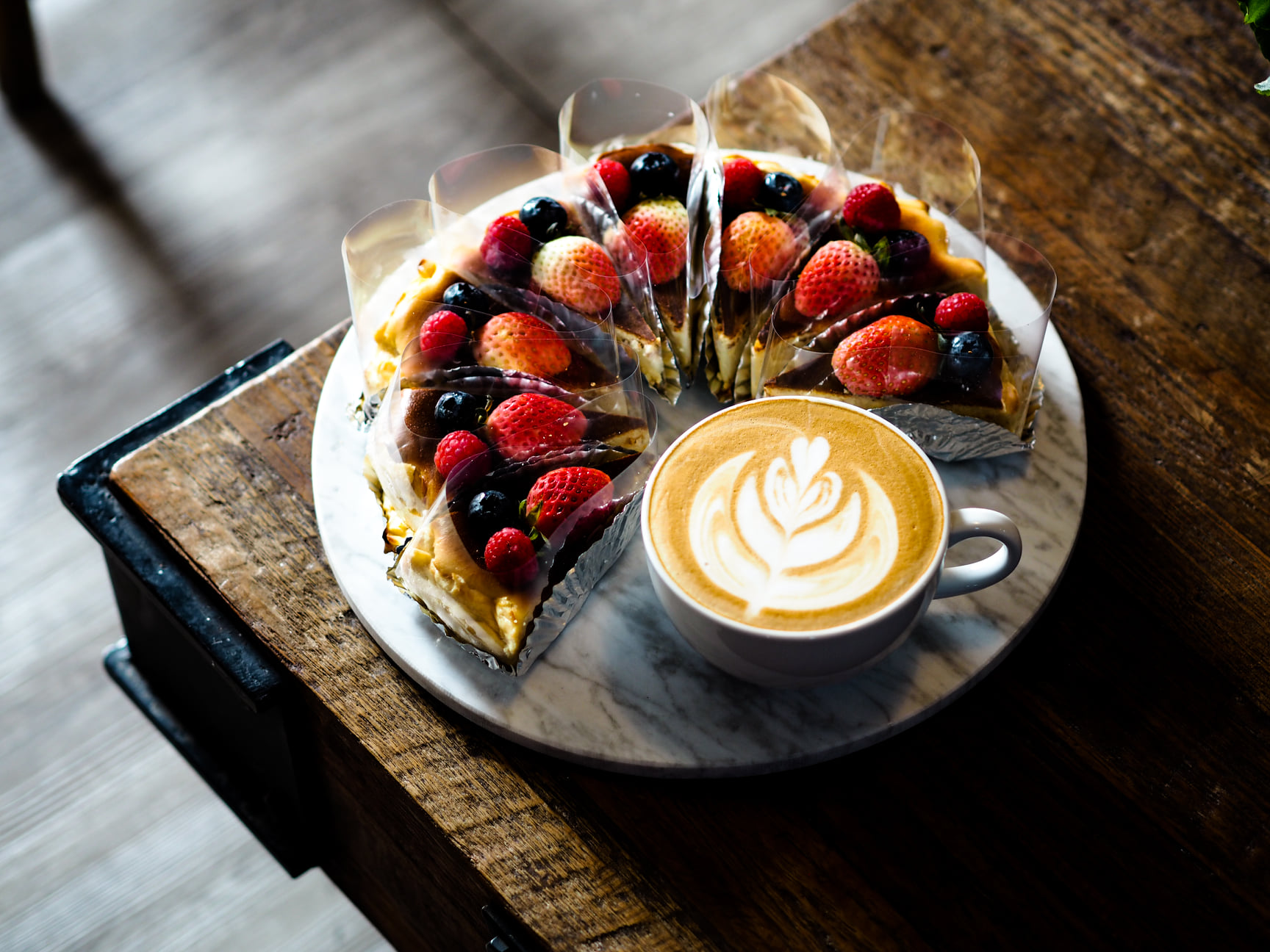 Smitten Cafe and Decor, Thong Ampai Café, THREE Cafe, Continue.cafe, Sunday in 345 cafe, Aprilhouse, The Aileen Cafe', Oliva Cafe, The Kottage Cafe, Plant Cafe, ปิ่นโตนามีตาล, Baan Kanom De'Pathum, Pumpkin Art Town, Mushroom Hut Cafe, KAD Cafe - กาด คาเฟ่, ADAM cafe