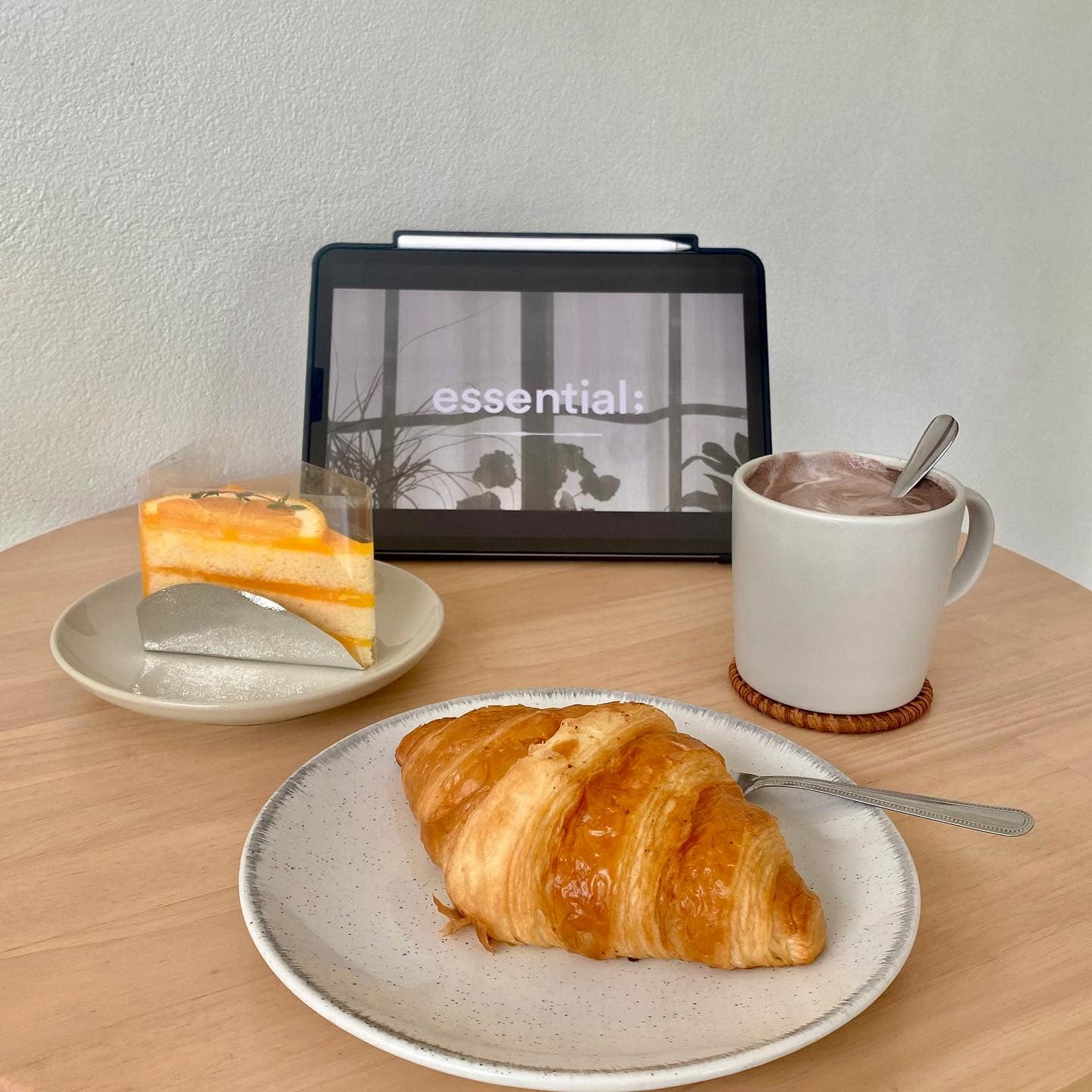 Autumn haus, YOJU Cafe, Lemon Me Farm, STARTCafé, Lot no.8 cafe, 23 cafe and bistro, STAY WITH TREE cafe, April Flavors cafe, Destiny cafe', บ้านปายนา, DUBUA CAFE, House of Chandra - เสน่ห์จันทน์ , 11 Elephant Dessert Cafe, Hangar Cafe', Merce Cafe & Restaurant, Ton Khao Terrace, O2 Kaffee & Bistro, Pomelo Cafe, Little tree, Chinu Coffee