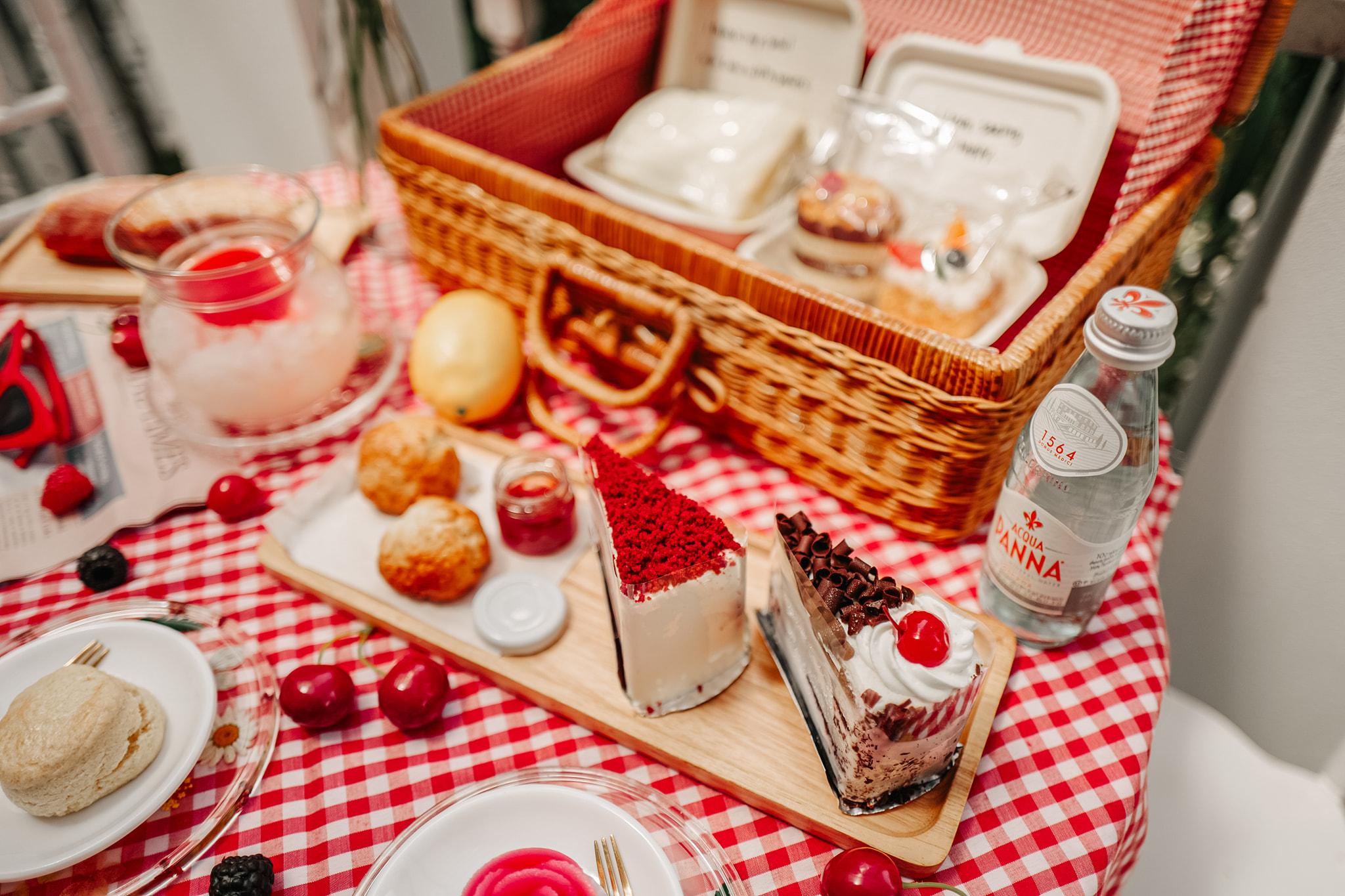 Autumn haus, YOJU Cafe, Lemon Me Farm, STARTCafé, Lot no.8 cafe, 23 cafe and bistro, STAY WITH TREE cafe, April Flavors cafe, Destiny cafe', บ้านปายนา, DUBUA CAFE, House of Chandra - เสน่ห์จันทน์ , 11 Elephant Dessert Cafe, Hangar Cafe', Merce Cafe & Restaurant, Ton Khao Terrace, O2 Kaffee & Bistro, Pomelo Cafe, Little tree, Chinu Coffee