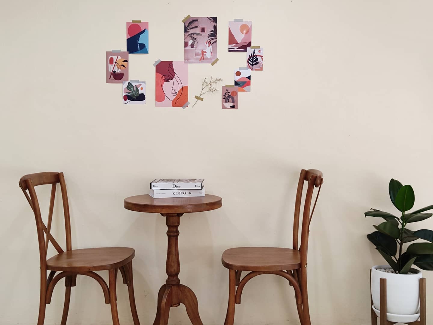 In The mood's, Woolloomooloo Cafe &amp; Bar, Sir.homecafe, Apostrophes Specialty Cafe, NOXX CAFÉ