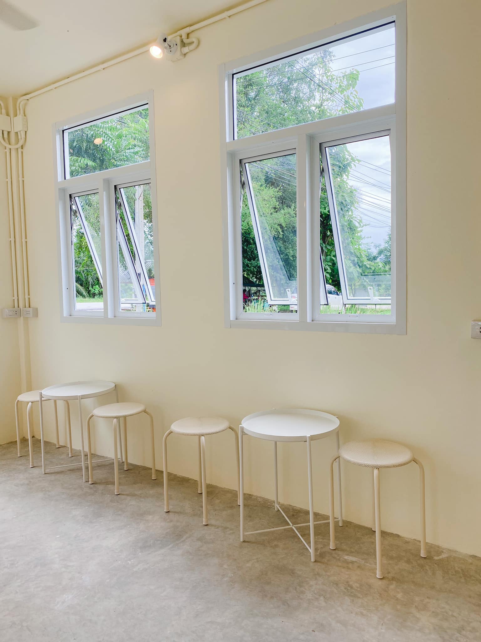 Ka-Num Home Cafe, mira cafe, สุขพอ-Sukpor, ลิ้มรส Limrot, RE - REST CAFE, BAMP : Beach &amp; Cafe, สุดา คาเฟ่ Suda Cafe", RAY CAFE, Top Seacret Beach Cafe, 25 Monday cafe', Tree House Cafe', Memory House Cafe HuaHin, B’day Cafe, 3pm cafe’, One &amp; Only Café, Bay Camp Cafe