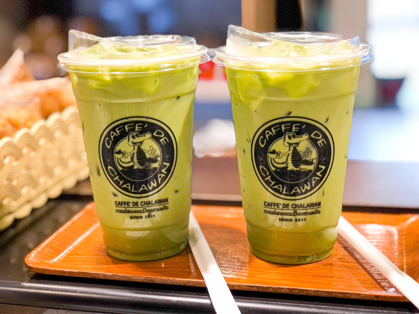 ชิมฮง คาเฟ่ - Chim Hong Cafe, Makesense, Kalamong, เดอ นา คาเฟ่, Benandson Cafe’, Chamcha Cafe, The Weekend Moka, เดี๋ยวเจอสวน&amp;คาเฟ่, Caffe' De Chalawan, Black Hat, Mouth Cafe, Apsara Café Phichit