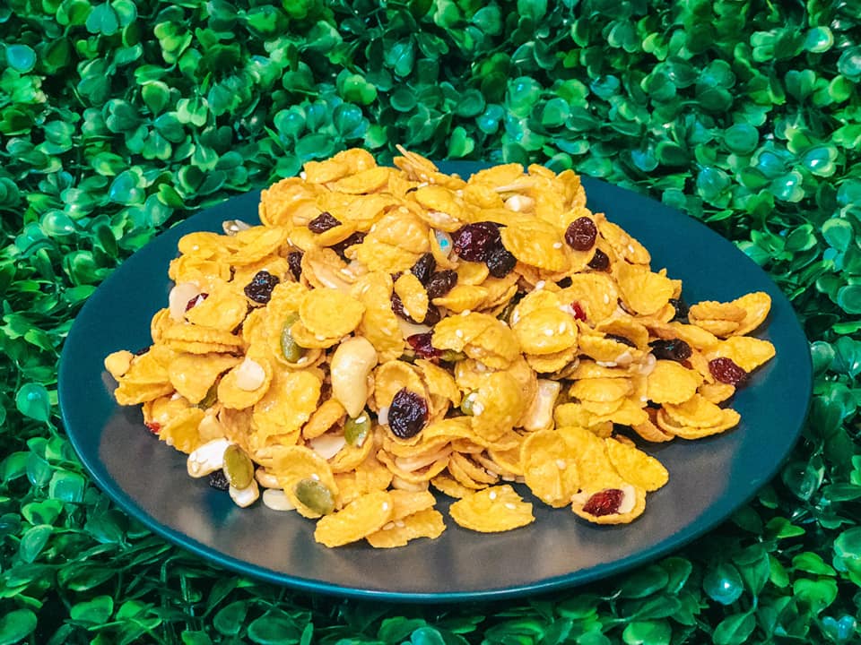 ชิมฮง คาเฟ่ - Chim Hong Cafe, Makesense, Kalamong, เดอ นา คาเฟ่, Benandson Cafe’, Chamcha Cafe, The Weekend Moka, เดี๋ยวเจอสวน&amp;คาเฟ่, Caffe' De Chalawan, Black Hat, Mouth Cafe, Apsara Café Phichit