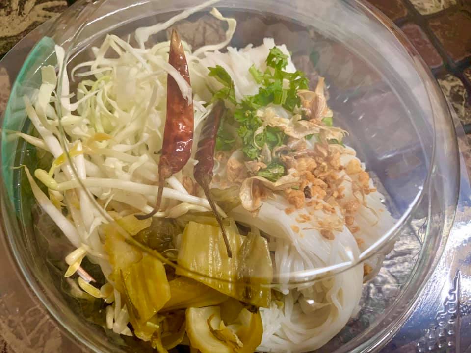 อะนะตะการ์เดนชิล, ดาวคะนองลำพูน, เฮียจั๊ว เกาเหลาเลือดหมู, ข้าวซอยบ้านยอง, ขนมเส้นหม้อดิน, Lap-Lungnil Fanpage-ร้านลาบลุงนิล ลำพูน, ร้านอาหาร ม่วนใจ๋ปลาจุ่ม ลำพูน, ก๋วยเตี๋ยวหมูตุ๋นลำไย, ก๋วยเตี๋ยวคุณแดง, เตี๋ยวสุขใจ “อัพเกรด”, My Vietnam Lamphun - มายเวียดนามลำพูน, NA TEA TIME, Chef's house