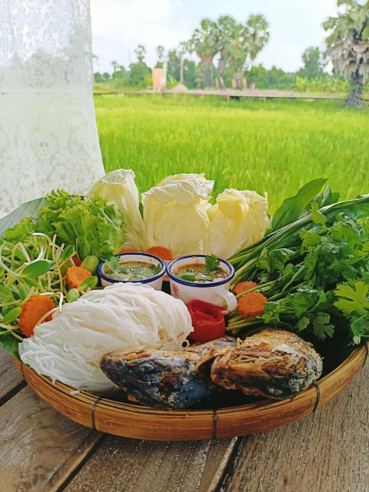 Smitten Cafe and Decor, Thong Ampai Café, THREE Cafe, Continue.cafe, Sunday in 345 cafe, Aprilhouse, The Aileen Cafe', Oliva Cafe, The Kottage Cafe, Plant Cafe, ปิ่นโตนามีตาล, Baan Kanom De'Pathum, Pumpkin Art Town, Mushroom Hut Cafe, KAD Cafe - กาด คาเฟ่, ADAM cafe