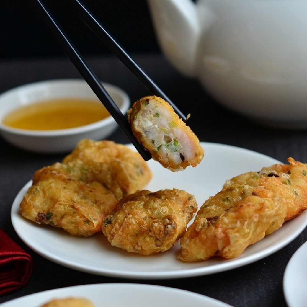 Bai Yun Chinese Restaurant, Banyan Tree Bangkok, เดอะมัลเบอร์รี ไชนีส คูซีน, The Berkeley Hotel Pratunam, ภัตตาคารจีนอีสต์โอเชี่ยน, SC Park Hotel, Fei Ya, ห้องอาหารจีน หลิว, Conrad Bangkok, LIN-FA Chinese Restaurant