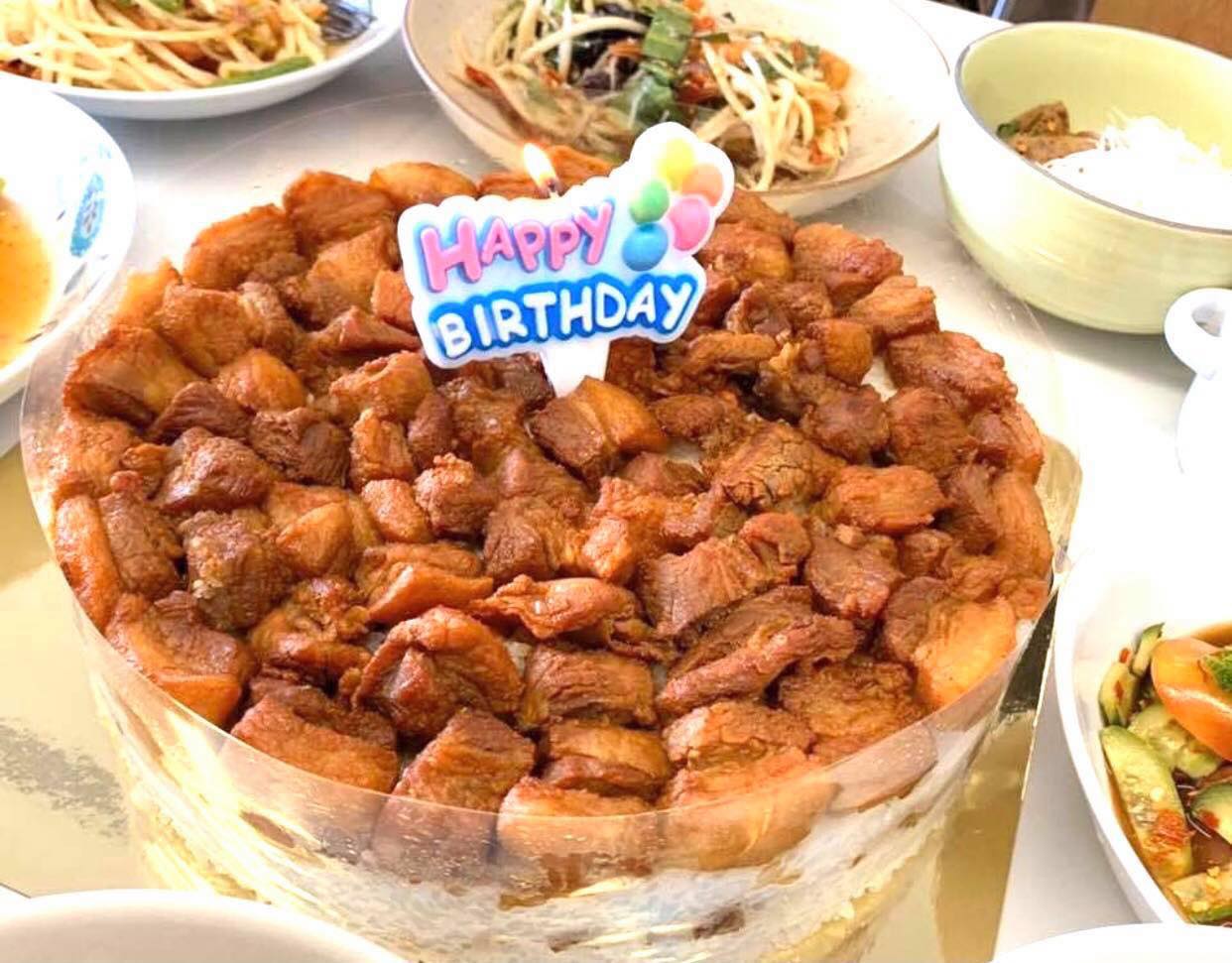 แชมป์ข้าวหมูทอด, สาขาพัทยา, หมูทอด BunBun, หมูทอด โพธิ์งาม - Rare Item, เหนียวหมู DRIVE THRU by i-Dle, ติดลม หมูทอดปลาร้า Delivery, หมูทอดเบรกแตก, หมูทอดจับกัง, หมูทอดราชวัตร, กินกันหมูทอด, หมูทอดติดฟัน, หมูหม้อเทพ, หมูทอดชาววัง, หมูทอดเจ๊จง, เฮงจัง หมูกระเทียม, Zaabmootod, ซุปเปอร์หมูทอด, แม่น้อยหมูทอด