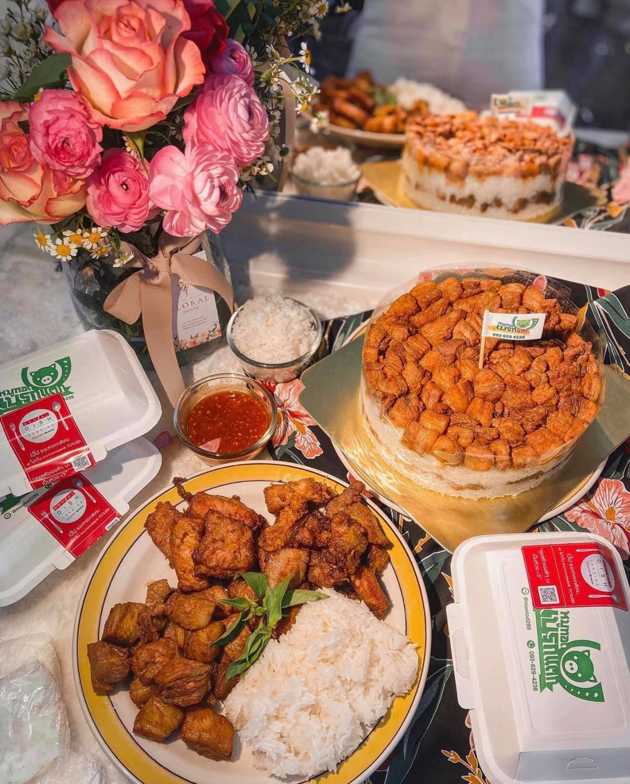 แชมป์ข้าวหมูทอด, สาขาพัทยา, หมูทอด BunBun, หมูทอด โพธิ์งาม - Rare Item, เหนียวหมู DRIVE THRU by i-Dle, ติดลม หมูทอดปลาร้า Delivery, หมูทอดเบรกแตก, หมูทอดจับกัง, หมูทอดราชวัตร, กินกันหมูทอด, หมูทอดติดฟัน, หมูหม้อเทพ, หมูทอดชาววัง, หมูทอดเจ๊จง, เฮงจัง หมูกระเทียม, Zaabmootod, ซุปเปอร์หมูทอด, แม่น้อยหมูทอด