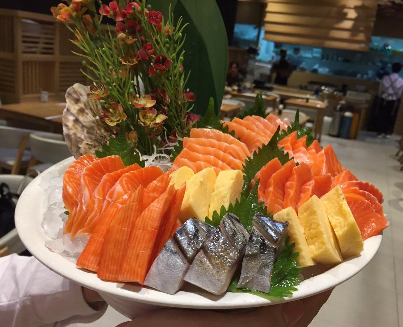 TokiDoki Curry Sutthisan, ส้มตำแฟร์สโตร์, จิน โถง กัว, Hinata, จีรพร อาหารเวียดนาม สาขาสุทธิสาร, ล้านนัวส์, อีเปีย, สมบูรณ์โภชนา, แหลมลูกชิ้นปลา, ก๋วยจั๊บน้ำข้นเเม่มูล, ก๋วยเตี๋ยวลุงหนั่นรัชดา, White Cosmo, Oba San 168, แสงทอง, ซุนหงอคง หม่าล่าปิ้งย่าง, ตังค์เต็มมีเนย, ลุงหนวด - เจ้าเก่า ห้วยขวาง by นายเครา, สุดที่รส - Sutthirot, Nene Korean BBQ Buffet, แซ่บวัน รัชดา, จิ้มจุ่มสุทธิพรเจ้าเก่า หน้า BU place, โคตรยำ ห้วยขวาง, Neta Fish&amp;Meat, Gyu-Ya Yakiniku, อั้งซิวฮะ, Hommari หอมมาริ, ร้านส้มตำ“ฅนมักตำ