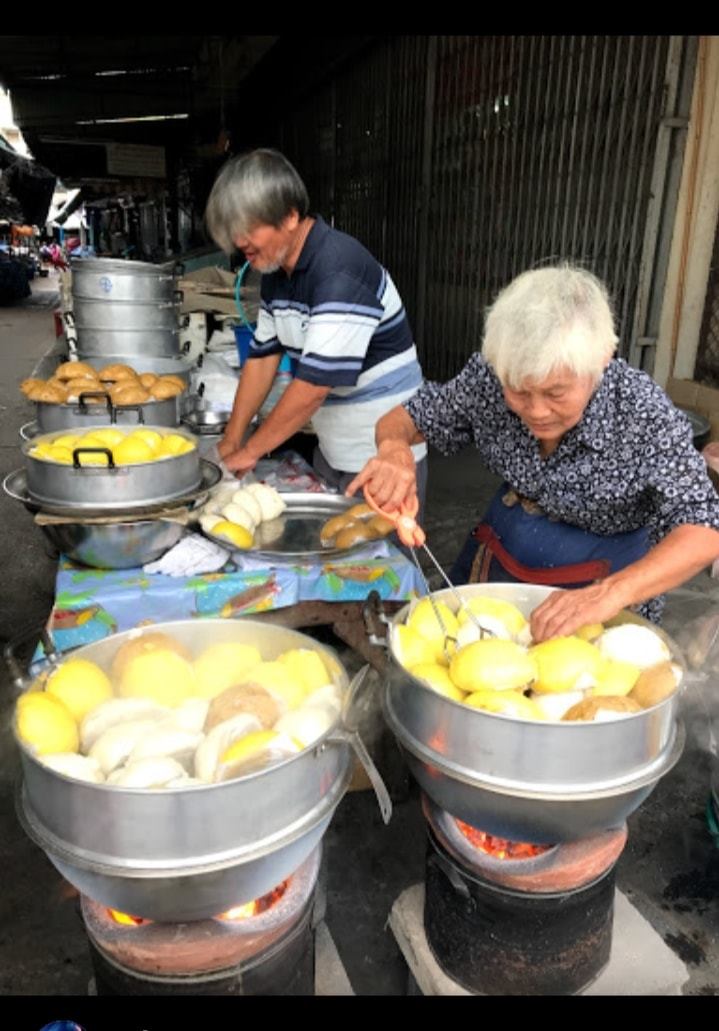 ร้านน้องเจเจ อาหารไทยพื้นบ้าน ซ.หัวหิน43-45, ร้านลุงบังหัวปลาหม้อไฟ หัวหิน, ร้านบ้านครูส่วน by ปลา, Tanya's, ร้านเกี๊ยวปลานำชัย, เจ๊กเปี๊ยะ, ครัวแม่ฬา, บ้านอิสระ, พาสใต้ บาย เชฟเต้หัวหิน Pastay by cheftae, ครัวเจ๊เนี้ยวหัวหิน51, โกหมาก หัวหิน, ซาลาเปาเตาถ่าน BY ยายม่วย, ร้านขนมไทยแม่เก็บหัวหิน, ครัวแม่กะเมย