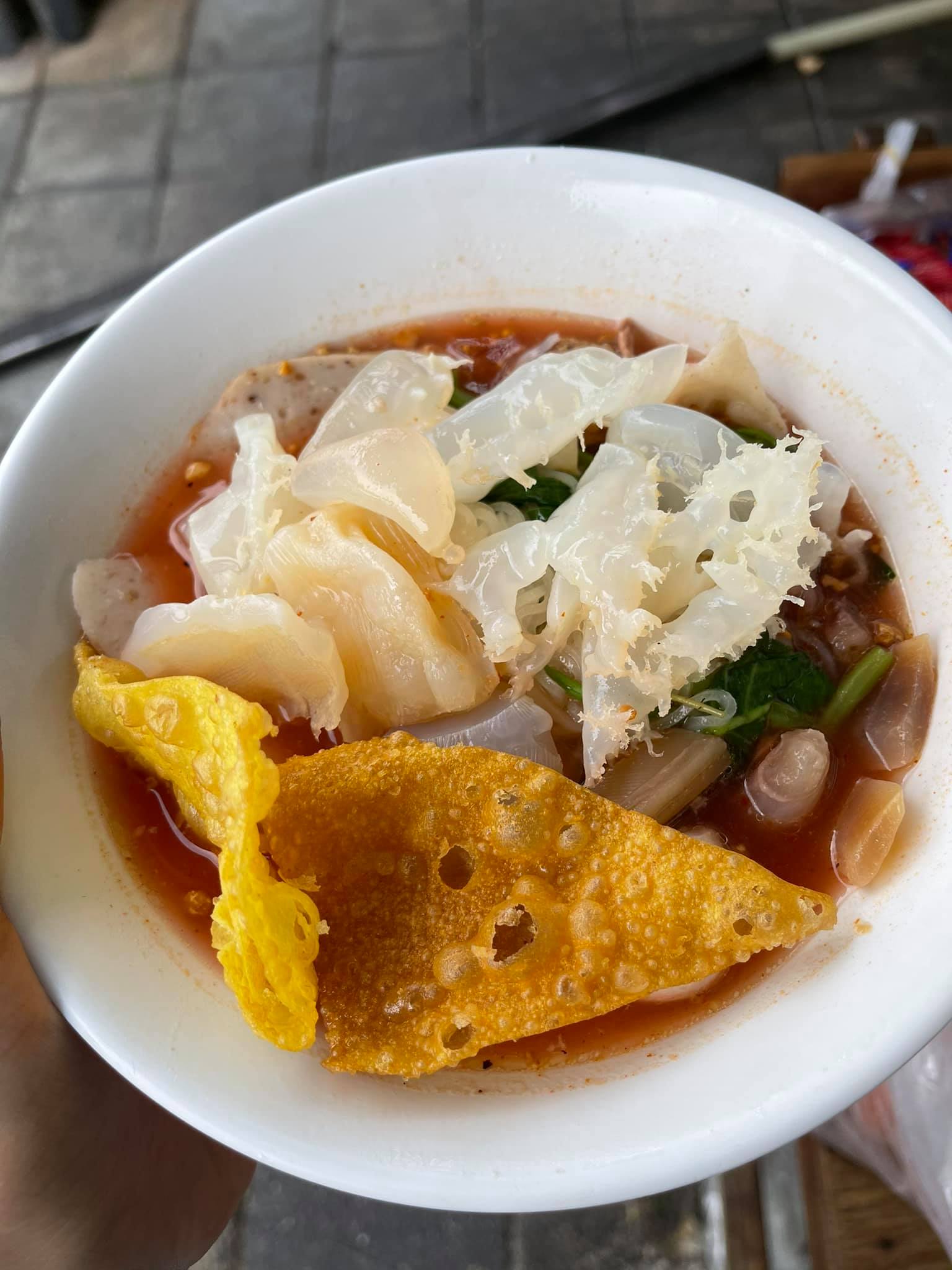 TokiDoki Curry Sutthisan, ส้มตำแฟร์สโตร์, จิน โถง กัว, Hinata, จีรพร อาหารเวียดนาม สาขาสุทธิสาร, ล้านนัวส์, อีเปีย, สมบูรณ์โภชนา, แหลมลูกชิ้นปลา, ก๋วยจั๊บน้ำข้นเเม่มูล, ก๋วยเตี๋ยวลุงหนั่นรัชดา, White Cosmo, Oba San 168, แสงทอง, ซุนหงอคง หม่าล่าปิ้งย่าง, ตังค์เต็มมีเนย, ลุงหนวด - เจ้าเก่า ห้วยขวาง by นายเครา, สุดที่รส - Sutthirot, Nene Korean BBQ Buffet, แซ่บวัน รัชดา, จิ้มจุ่มสุทธิพรเจ้าเก่า หน้า BU place, โคตรยำ ห้วยขวาง, Neta Fish&amp;Meat, Gyu-Ya Yakiniku, อั้งซิวฮะ, Hommari หอมมาริ, ร้านส้มตำ“ฅนมักตำ