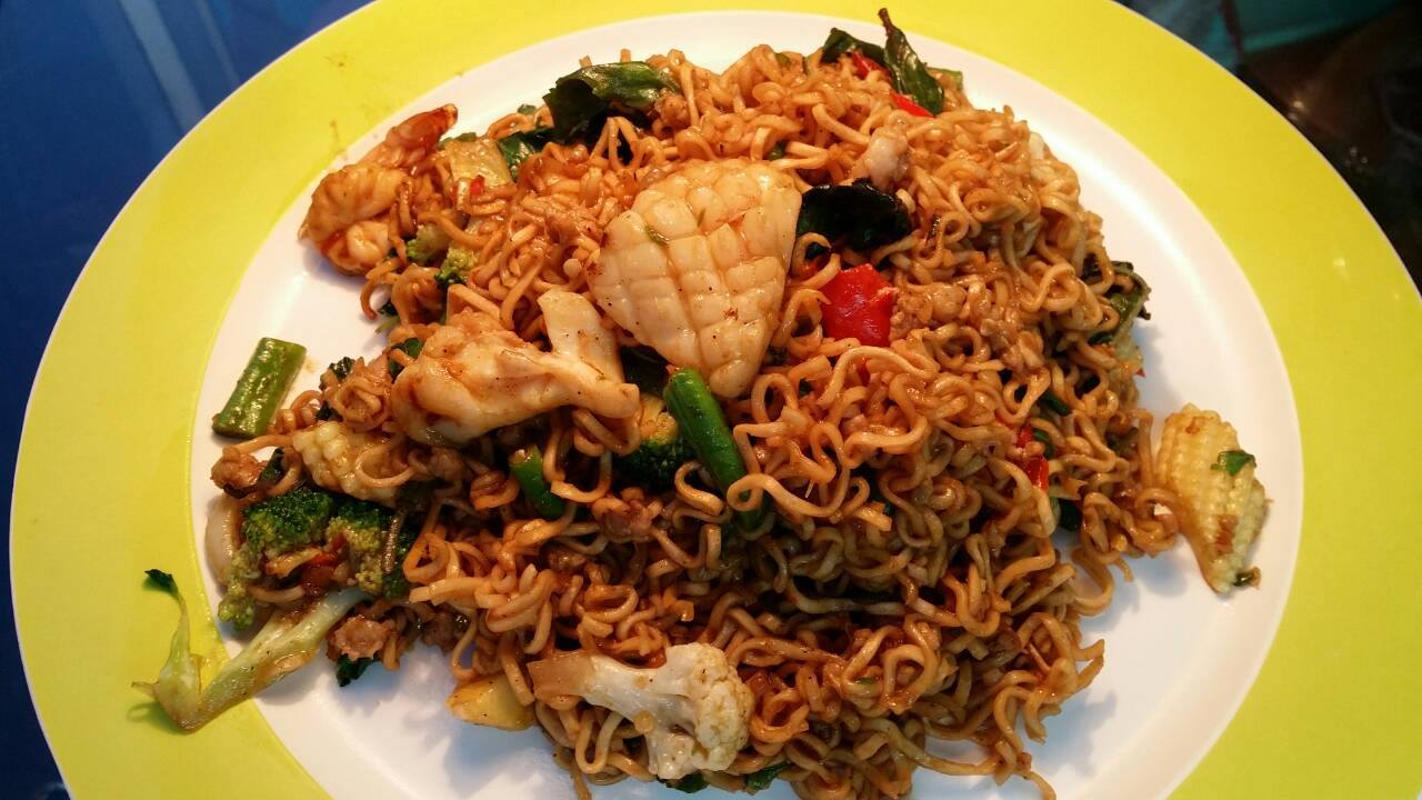 เสียวหลัง, ตี๋ บุญส่ง, อร่อยติดลม Aroi Tidlom, ข้าวราดแกงอาหารตามสั่ง Cryboy, บ้านช่างลาซาล20,  รสทิพย์ ยอดผัก – บ้านหม้อ, ลืออำนาจโภชนา, Sea Breeze ซีฟู้ด