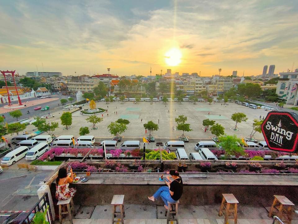 Level 50 by SEE FAH, Sanay Rooftop Bar, Cosmo Bar Bkk, Flashback Rooftop Bar, Dumbo BKK, Wallflowers Cafe, LeeLa Bar, 342 Bar, Peak-A-Boo Bar, SwingBar