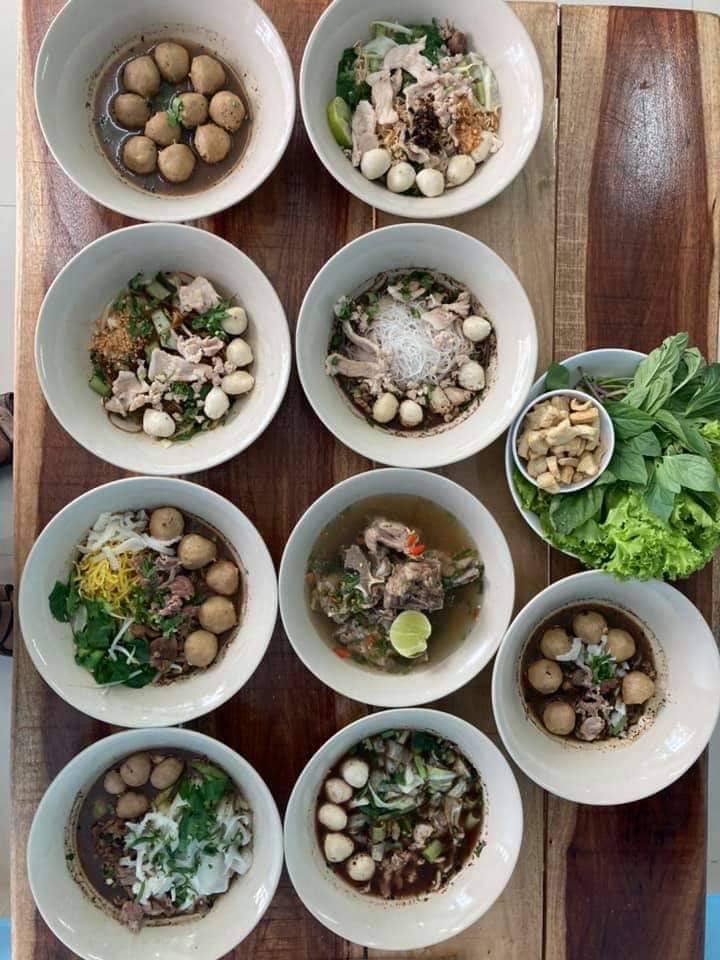 บ้านเฮง, บ้านป้าหลาย Breakfast &amp; Brunch , สุขนิยม, มาร์ อาหารเช้า ก๋วยเตี๋ยวต้มยำน้ำใส, • ญวน เร • อาหารเช้าเวียดนาม , ขอนแก่น, ร้านอาหารเช้าเอมโอช, ซุปเปอร์หมูอาหารเช้า, กอล์ฟ เอมโอช , ตี 5 - Breakfast, เฮียอู๋ เกาเหลาเลือดหมู, Eights A Day, ก๋วยเตี๋ยวเรือรสนิยมต้นตำรับ หมู่บ้านสายฝน ขอนแก่น, เฮือง ปากหม้อญวน ก๋วยจั๊บญวน ขอนแก่น, ชูรส - อาหารเช้า ขอนแก่น