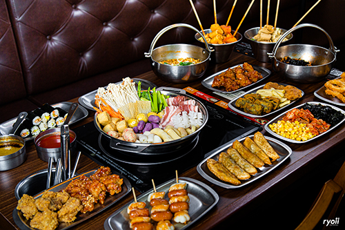 Dookki Topokki สาขาเอสพละนาด รัชดา, Cheese Owl, Seoulful 서울풀, Kao Kao 카오 카오 เกาเกา อาหารเกาหลี