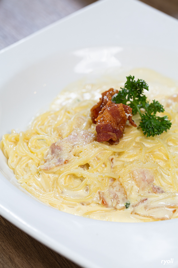 Air Space Hua Hin, ปลีกวิเวก คาเฟ่, After morning cafe, The Chocolate Factory HuaHin, DRIP RIM LAY, Top Seacret Beach Cafe, Molley coffee stand, RowHou8e Cafe' HuaHin106, 25 Monday cafe', S'more Cafe Huahin, Tree House Cafe', Wilaiwan Hua Hin