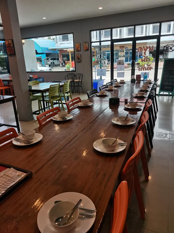 ครัวผักสด, Iconic Club Style, แก้วติ่มซำ, ตำ มึน มึน น., สวนอาหารริเวอร์ไซด์การเด้น, ยายปวด, ลุย, นิวแซ่บสุดซอย, ครัวตาอ้อซีฟู๊ด ชุมพร, ลุงเผล็นกุ้งหลวง, แม่ไม้ซีฟู้ด, ครัวสวนตาจี๊ด, ฟารีดาชาโรตี สาขาชุมพร, ก๋วยเตี๋ยวเนื้อนายดำ, ครัวทุ่งแพะ, บ้านพรรคพวก, ร้านอาหารตะเกียงไทยชุมพร, โกเหลียง, ครัวบ้านริมน้ำ ไร่ล่างซิตี้, พนังตักซีฟู๊ด คาเฟ่&amp;บาร์, ติ่มซำ หอเจี๊ยะ at ชุมพร, ครัวคุณจักษ์