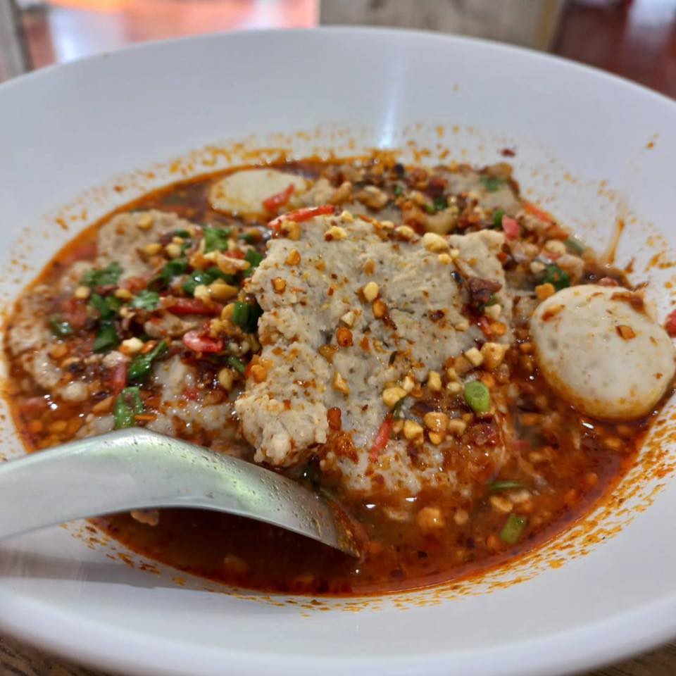 ก๋วยเตี๋ยวเกี๊ยว นายกุลรสนัว, เฮียไช้ ก๋วยเตี๋ยวต้มยำหมูบะช่อ, นัวโภชนา, Maekunkha, ก๋วยเตี๋ยวหมูป้าน้อยดินแดง แฟลต ช.3, ลุงเอสเตี๋ยวหมูต้มยำ, ก๋วยเตี๋ยวต้มยำหมูบะช่อ มาม่าหม้อไฟ เฮียจู๋-ลาดพร้าว71, ก๋วยเตี๋ยวตรอกโรงหมู, ก๋วยเตี๋ยวเอี่ยมน้อย, เจริญเส้น 查龙森, ทีเด็ด ก๋วยเตี๋ยวต้มยำหมูเด้งโบราณ, เป็นหนึ่ง ก๋วยเตี๋ยวต้มยำ เย็นตาโฟ, เล็กใหญ่ ก๋วยเตี๋ยวต้มยำโบราณ, แม่แสตมป์ก๋วยเตี๋ยวต้มยำหมูสับโบราณ, เปลว ก๋วยเตี๋ยวต้มยำ, ก๋วยเตี๋ยวต้มยำกากหมูสูตรโบราณ คลองเตย, ก๋วยเตี๋ยวต้มยำโบราณพ่อสนิท, เตี๋ยวตือ, 2พี่น้อง ก๋วยเตี๋ยวต้มยำ, พะเยาว์ก๋วยเตี๋ยวโบราณ, บ้านบุญรักษาก๋วยเตี๋ยวต้มยำโบราณ, ก๋วยเตี๋ยวต้มยำพันรี, ลุงเอ๋ก๋วยเตี๋ยวต้มยำโบราณ by plerm cup, เจ้าเจ็ด รวมโชค, ปรารีย์ ก๋วยเตี๋ยวต้มยำชามหมูเด้ง, ครัวเส้นแกงร้อน ก๋วยเตี๋ยวต้มยำ&amp;อาหารตามสั่ง, ก๋วยเตี๋ยวหมูต้มยำมะนาวเจ็กพวง, เฮียบิ๊กห้าหม้อ