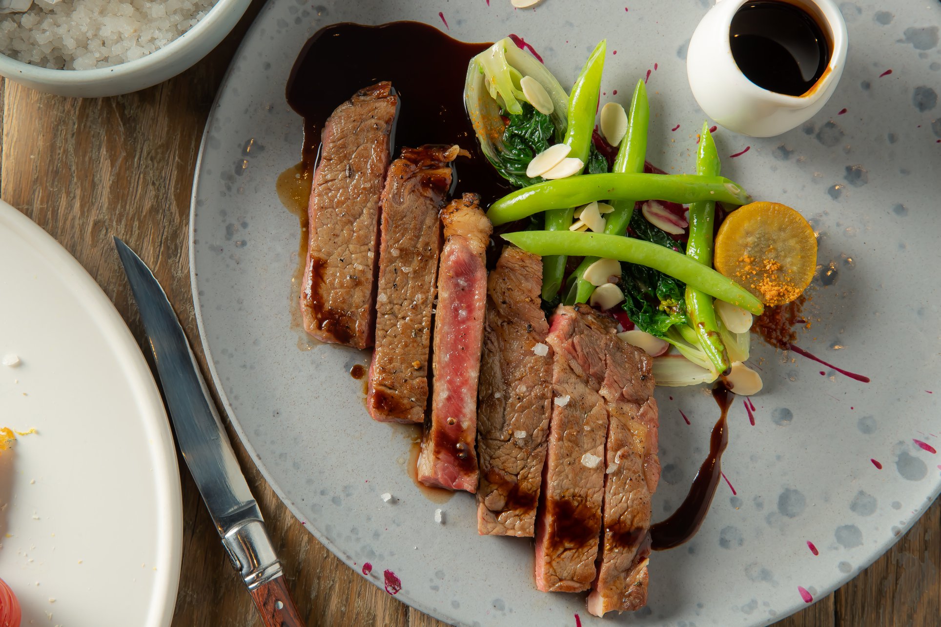 Level 50 by SEE FAH, Siam Yacht Club, Blue Sky, at Centara Grand, Mezzaluna Restaurant