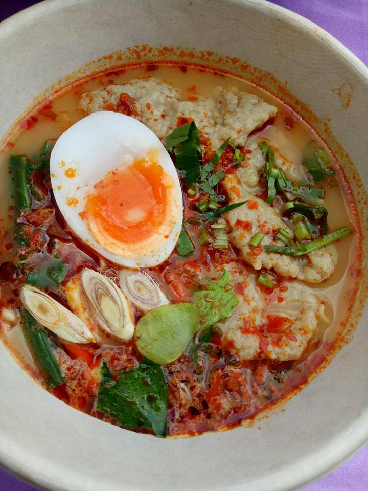 ก๋วยเตี๋ยวต้มยำเจ้ดำ200ปี, ก๋วยเตี๋ยวต้มยำนายฮัน, ปากแดงก๋วยเตี๋ยวต้มยำ, บ้านก๋วยเตี๋ยวต้มยำหมูเด้ง ลาดพร้าว101, ก๋วยเตี๋ยวต้มยำไข่ลาวา, ก๋วยเตี๋ยวต้มยำกากหมู สูตรโบราณ ท่าน้ำนนท์, เด็กเส้น, พี่อ้อ ก๋วยเตี๋ยวต้มยำกุ้ง