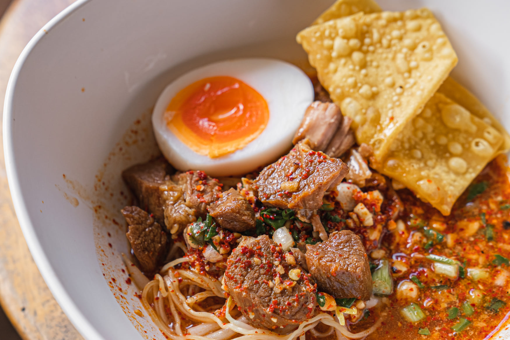 ก๋วยเตี๋ยวต้มยำเจ้ดำ200ปี, ก๋วยเตี๋ยวต้มยำนายฮัน, ปากแดงก๋วยเตี๋ยวต้มยำ, บ้านก๋วยเตี๋ยวต้มยำหมูเด้ง ลาดพร้าว101, ก๋วยเตี๋ยวต้มยำไข่ลาวา, ก๋วยเตี๋ยวต้มยำกากหมู สูตรโบราณ ท่าน้ำนนท์, เด็กเส้น, พี่อ้อ ก๋วยเตี๋ยวต้มยำกุ้ง