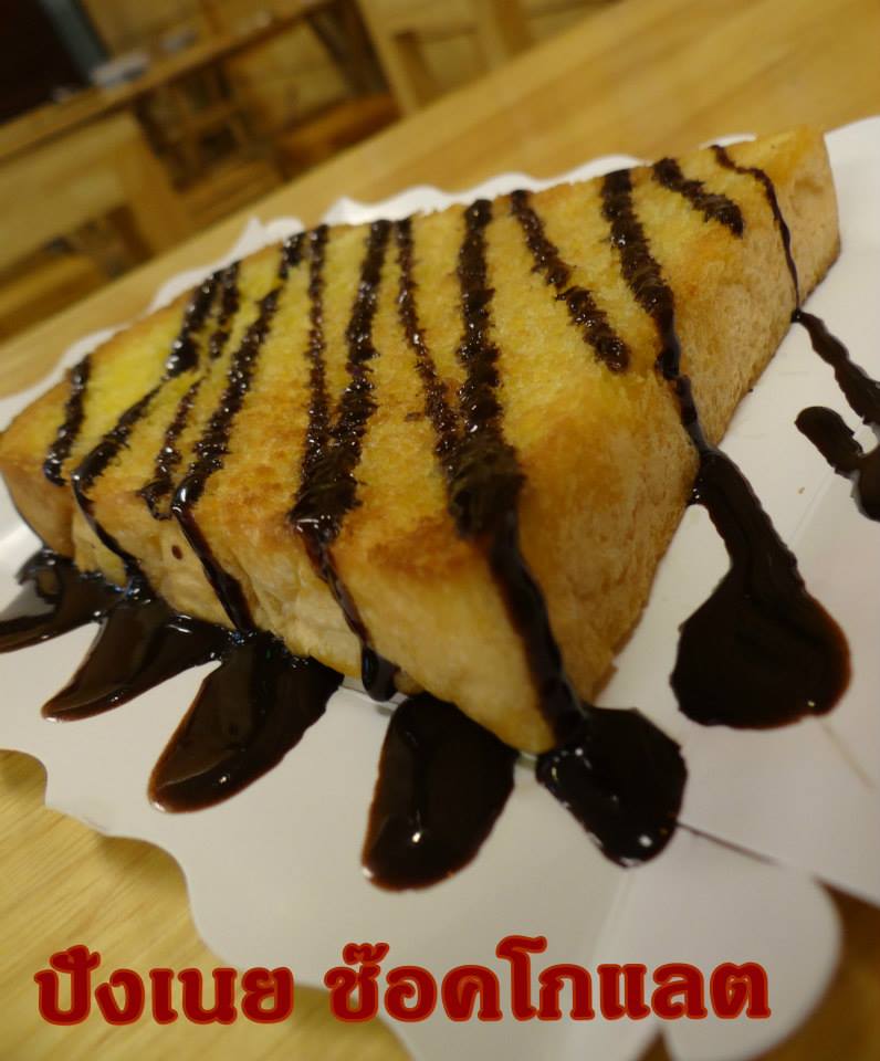 ครัวส้มหอม, Buttercoffs., แดง โภชนา, ลูกชิ้นปลากรายทอด ชัย เศรษฐีเรือทอง, นายอ้วนเย็นตาโฟเสาชิงช้า, ตาชัยก๋วยเตี๋ยวสุโขทัย, 3rd CAFÉ, เหลี่ยมนมสด, ลูกชิ้นหมูแพร่งนรา, เจ๊นี เผือกหิมะ, ภูธรบาร์, โกปี๊เฮี้ยะไถ่กี่ ณ เสาชิงช้า, นมโจ เสาชิงช้า, ข้าวหมูแดงนายชุน, มนต์ นมสด