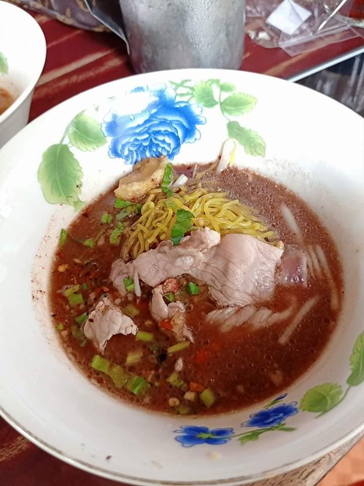ก๋วยเตี๋ยวเรือในคลอง อยุธยา, กรุงเก่า"เตี๋ยวเรือ", ร้านก๋วยเตี๋ยวเรือโอ่งบนแพริมแม่น้ำน้อย, ก๋วยเตี๋ยวเรือกิมหลวน อยุธยา, ก๋วยเตี๋ยวเรือ ตาลเดี่ยว'เตี๋ยวเรือ, ก๋วยเตี๊ยวลุงแจ๊ะ (บัวหวาน), ร้านก๋วยเตี๋ยวตาไห (คลองท่อ), ก๋วยเตี๋ยวเรือแม่วันดี อยุธยา