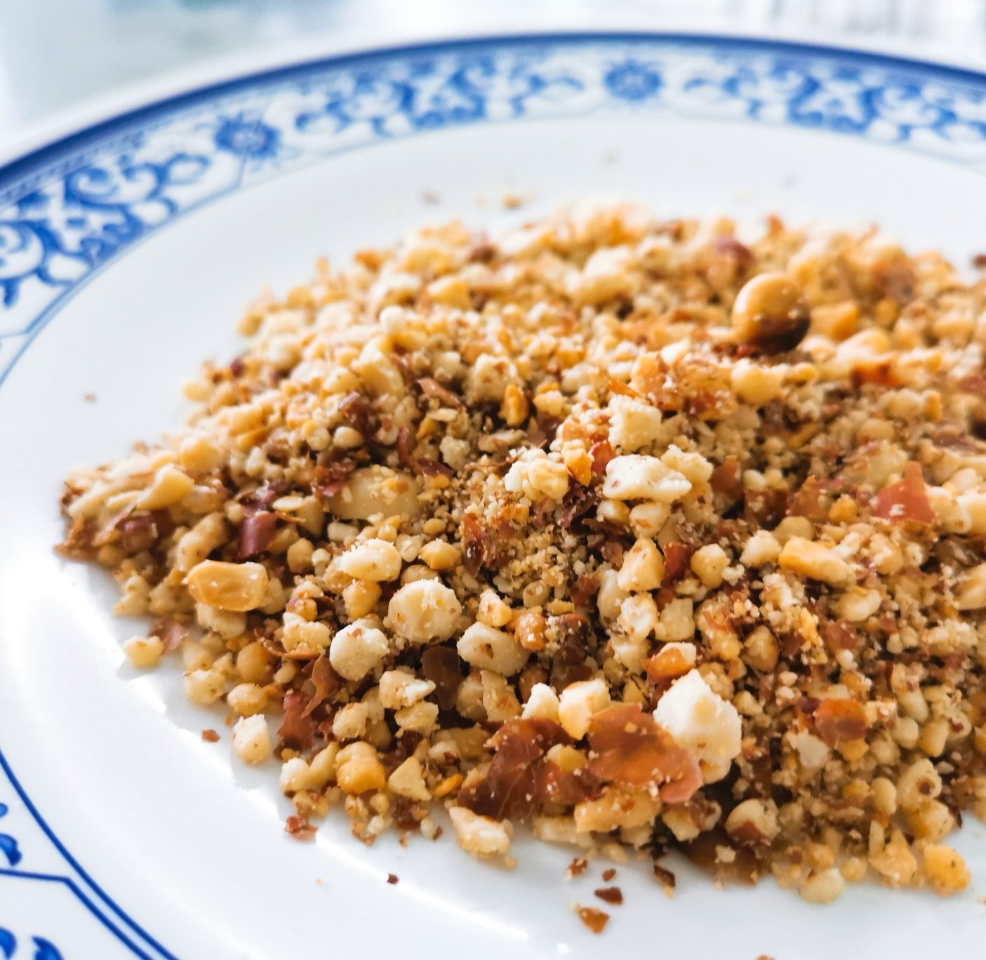 หมี่สะปำ คุณยายเจียร ภูเก็ต, ร้านก๋วยเตี๋ยวเนื้อวัวรับอรุณ, หมี่อ่าวเก, หมี่น้ำกุ้ง อ่าวเก ถนน พูนผล, กิตติก๋วยเตี๋ยวเป็ด ภูเก็ต, ก๋วยเตี๋ยวเรือราไวย์ ซอยใสยวน, ร้านก๋วยเตี๋ยวเรือสี่พระยา (สาขาฉลอง), กิมท้อ นครปฐม, ก๋วยเตี๋ยวลูกชิ้นเนื้อรามา, หมี่แป๊ะเถว, ร้านหมี่โป๋เบี๋ยน, ก๋วยเตี๋ยวเรืออัมพวาภูเก็ต