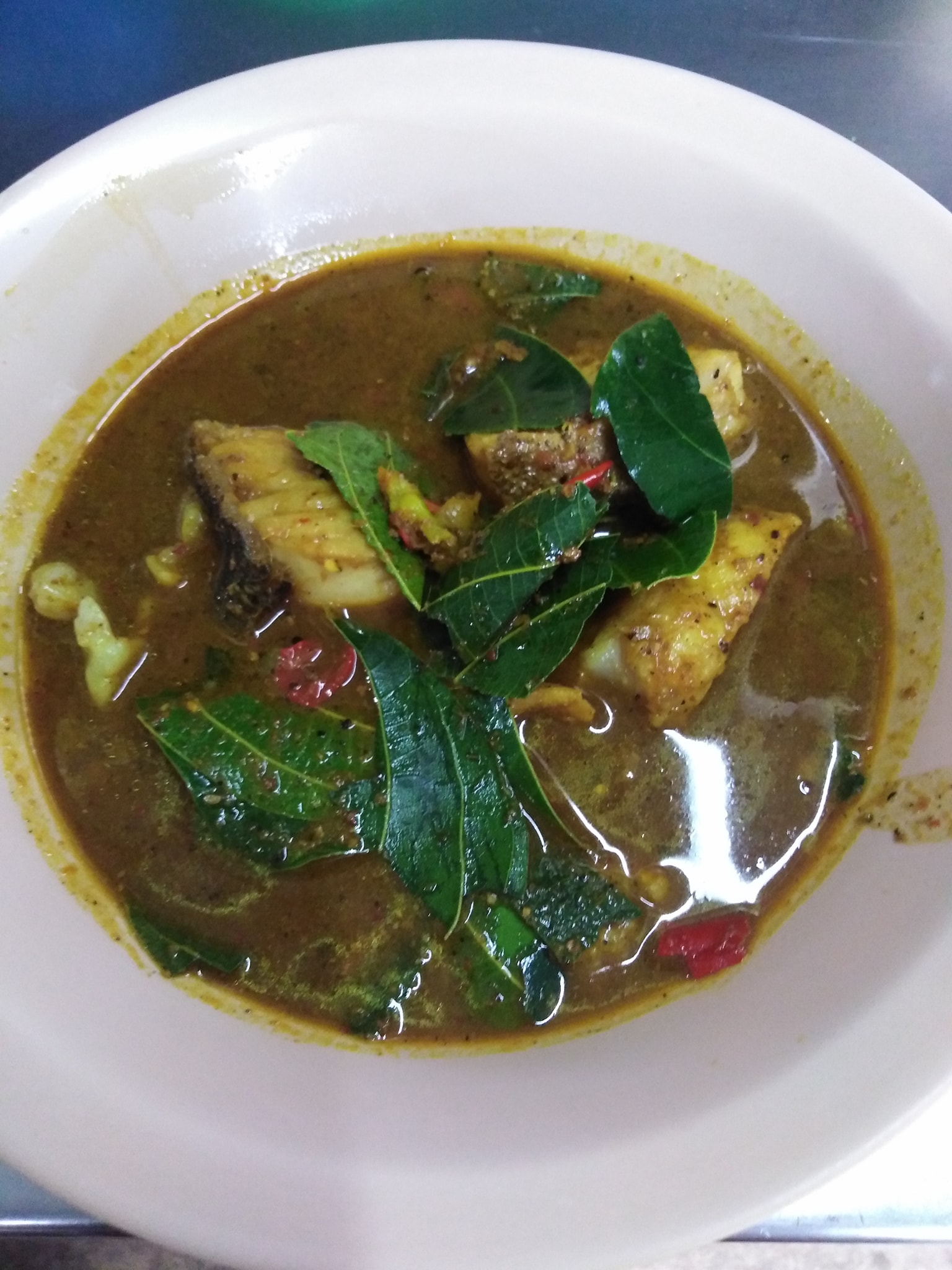 มันโภชนา, เรอดังซีฟู้ด, บ้านเขาหลักซีฟู้ด, ครัวนายอั๊ง เขาหลัก, ครัวมาดาม, เล่าลือ, ครัวผู้พัน เขาหลัก, แปะเถียร เป็ดย่าง เขาหลัก, Peter Pan, เจ๊น้อง ร้านอาหารพื้นเมืองพังงา, KhaoLak Phu View, ครัว หลวงเทน (หรอยที่สุดในเมืองมนุษย์), ครัวน้ำตา