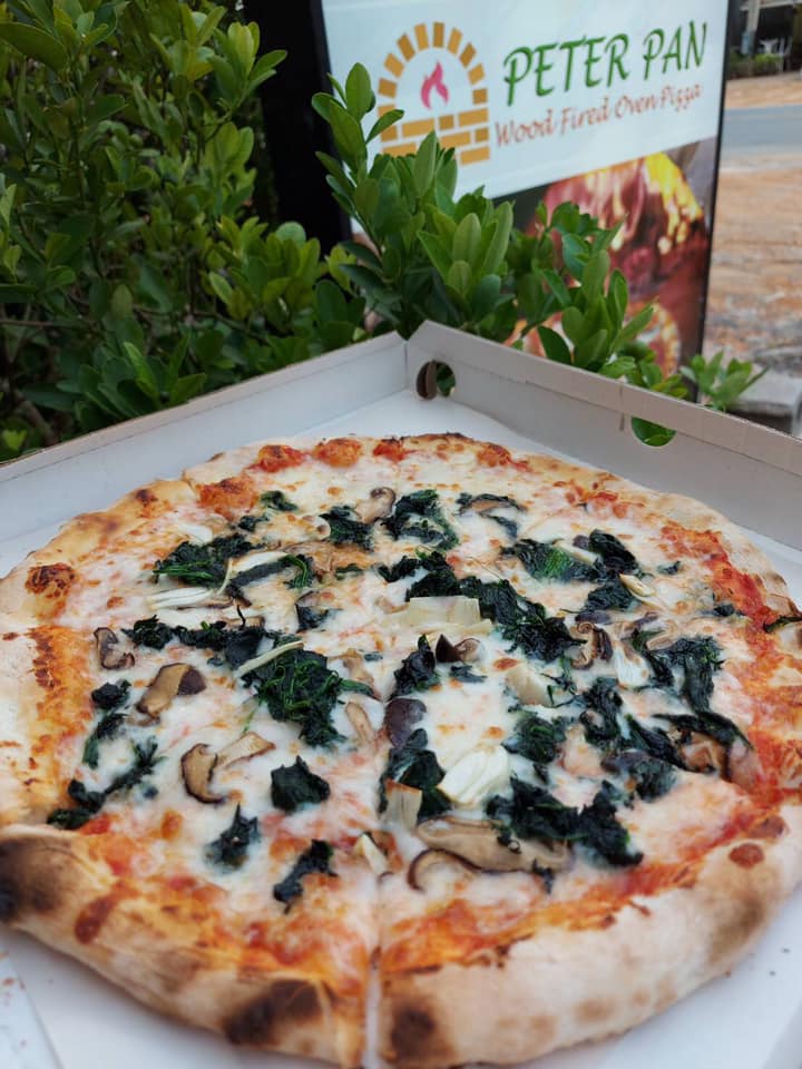 มันโภชนา, เรอดังซีฟู้ด, บ้านเขาหลักซีฟู้ด, ครัวนายอั๊ง เขาหลัก, ครัวมาดาม, เล่าลือ, ครัวผู้พัน เขาหลัก, แปะเถียร เป็ดย่าง เขาหลัก, Peter Pan, เจ๊น้อง ร้านอาหารพื้นเมืองพังงา, KhaoLak Phu View, ครัว หลวงเทน (หรอยที่สุดในเมืองมนุษย์), ครัวน้ำตา